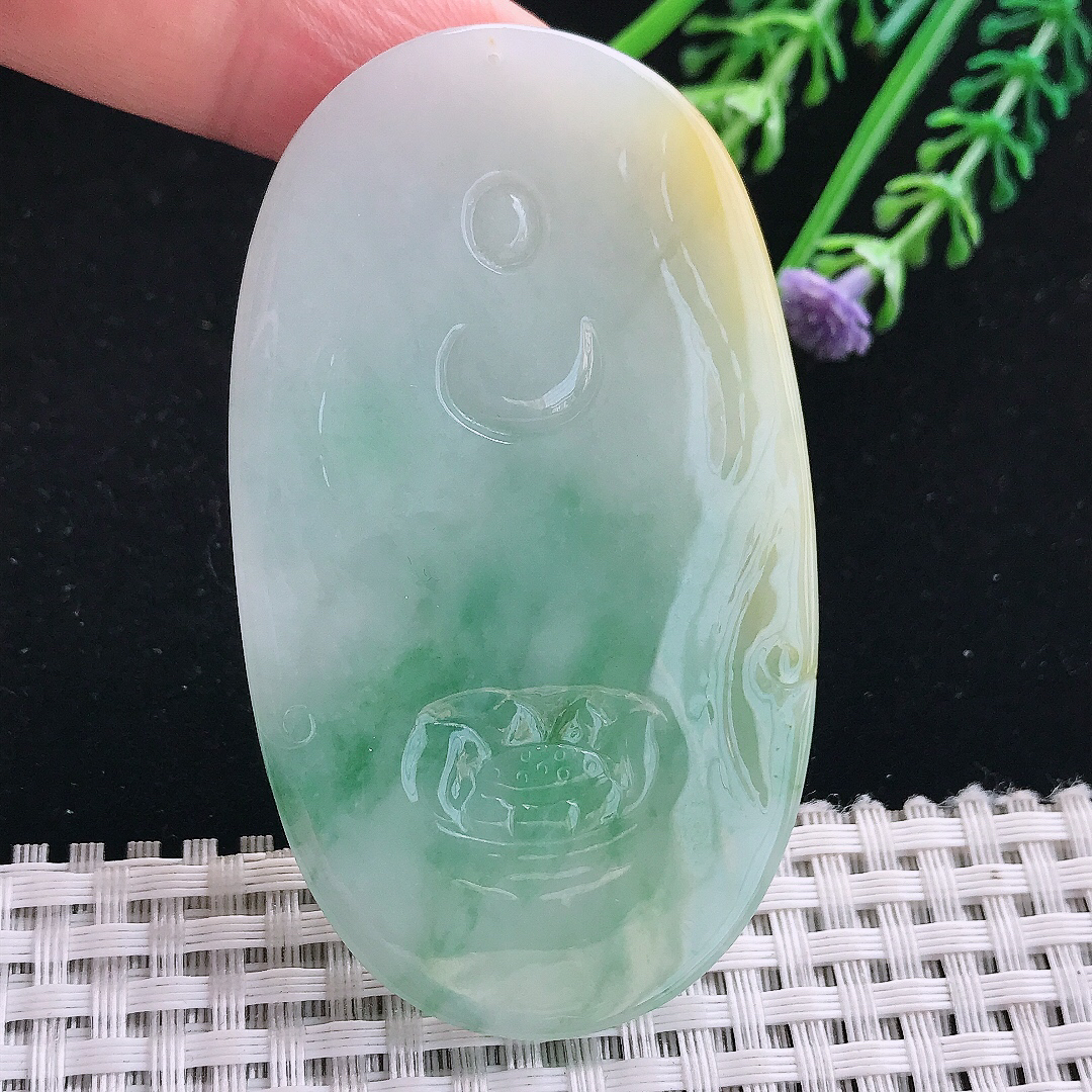 实拍A货翡翠70/40.5/5.8老坑冰润起胶飘绿千手观音吊坠翡翠挂件