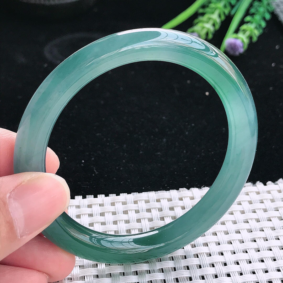 实拍天然翡翠57.5/9/9.2老坑冰胶果冻冰蓝蓝韵圆条手镯翡翠玉镯手环