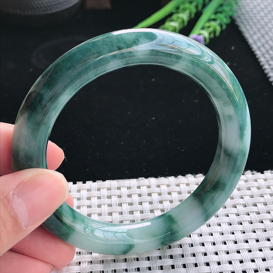 实拍天然翡翠59/11/10.8老坑精美温润飘花圆条手镯翡翠玉镯手环