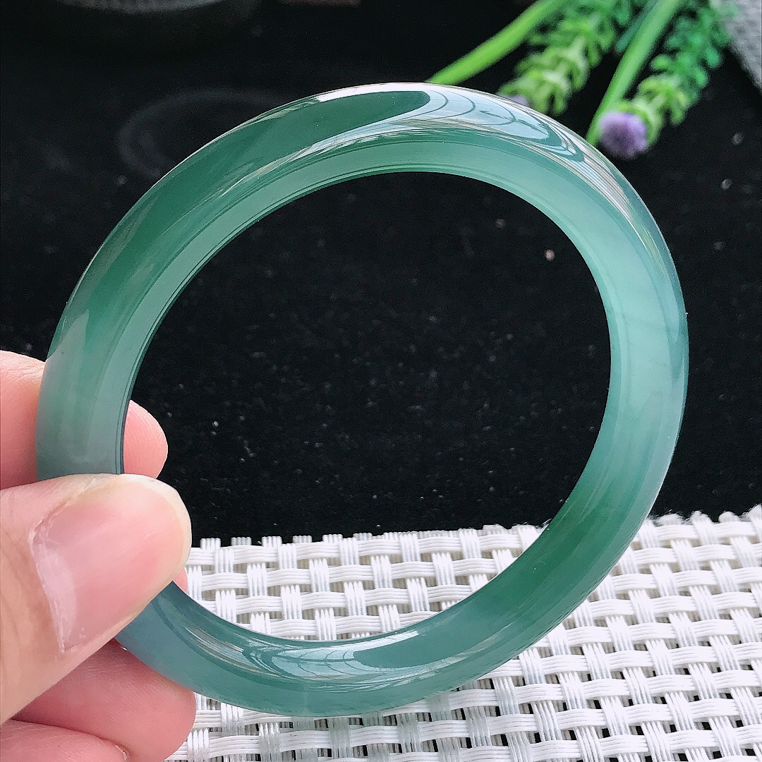 实拍天然翡翠57.5/9/9.2老坑冰胶果冻冰蓝蓝韵圆条手镯翡翠玉镯手环