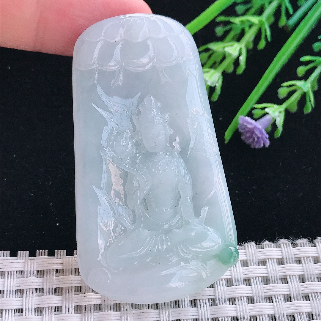 实拍A货翡翠61.2/34.8/5.8老坑冰润起胶月光白持莲观音吊坠翡翠赐福观音