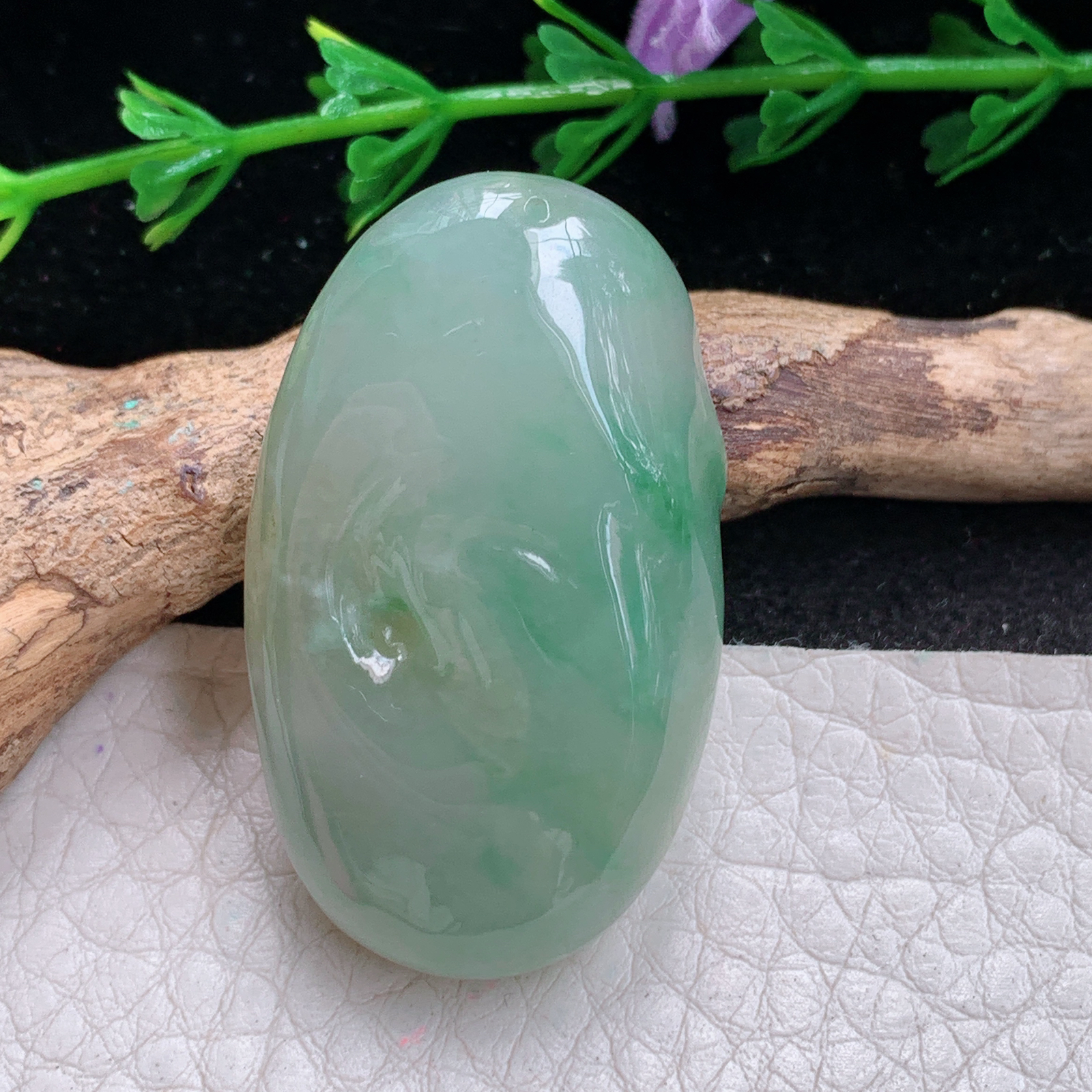 lz实拍37.5*22.5*12.5缅甸天然翡翠a货精雕黄加绿生肖老鼠吊坠