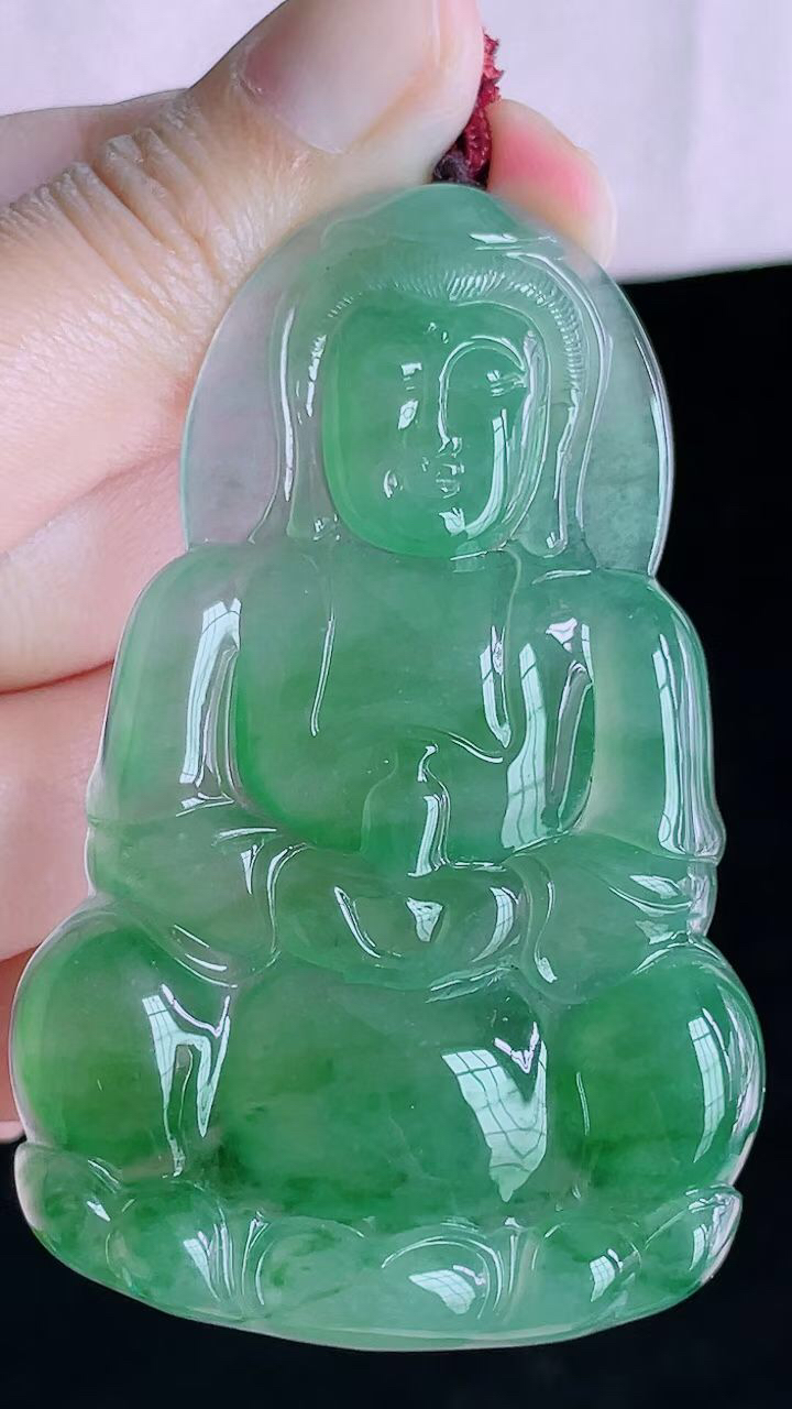 【翡翠名称】老坑种冰绿飘花翡翠观音挂件
【翡翠尺寸】68.3/42.9/5.6mm
【翡翠描述】宝贝