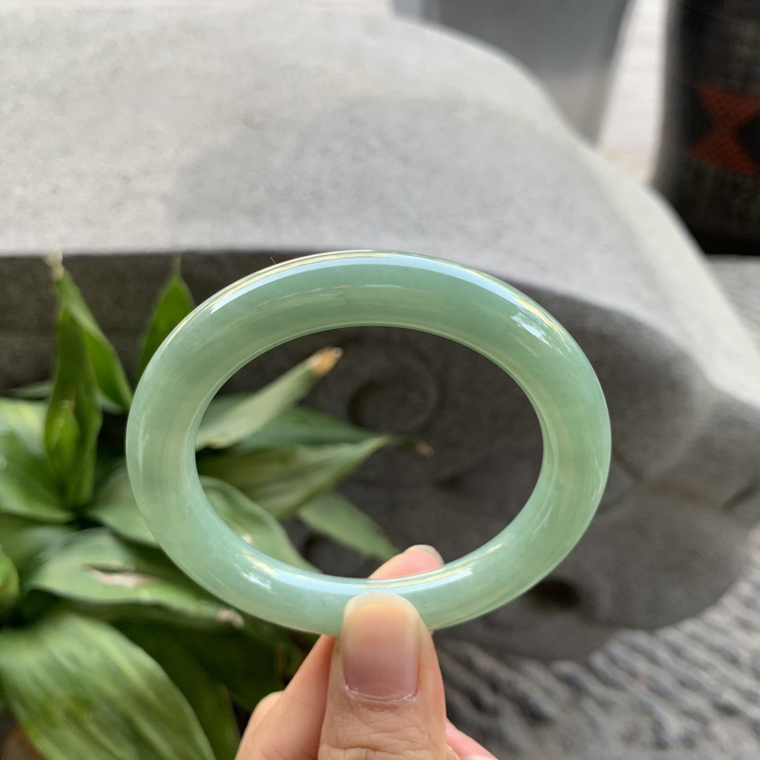 小圈口53-9.9 【满绿圆条手镯】圆条53 54可戴