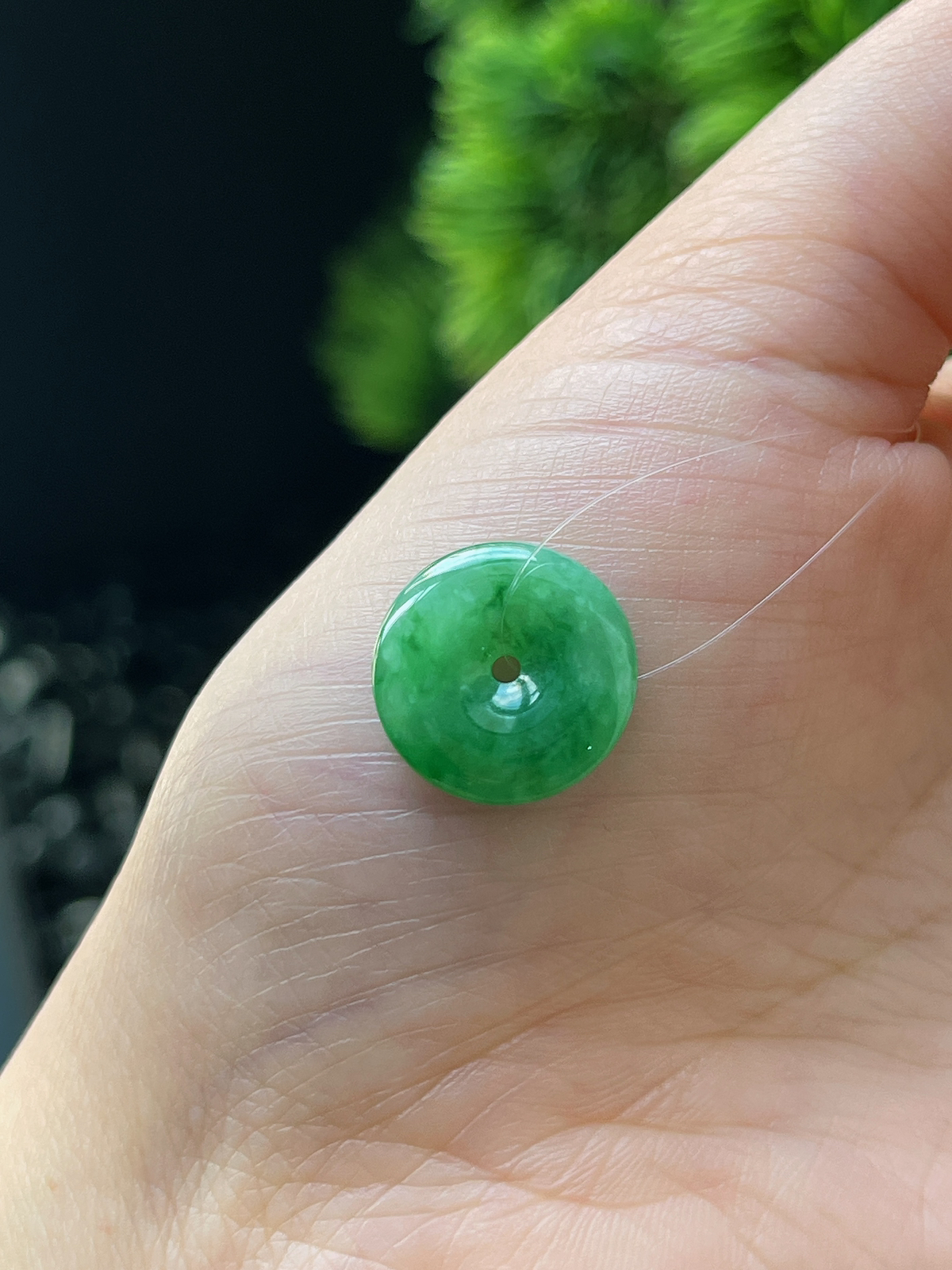 翡翠糯化种绿色平安扣