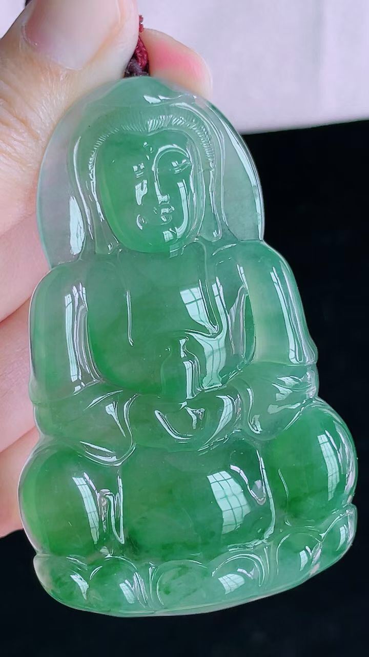 【翡翠名称】老坑种冰绿飘花翡翠观音挂件
【翡翠尺寸】68.3/42.9/5.6mm
【翡翠描述】宝贝