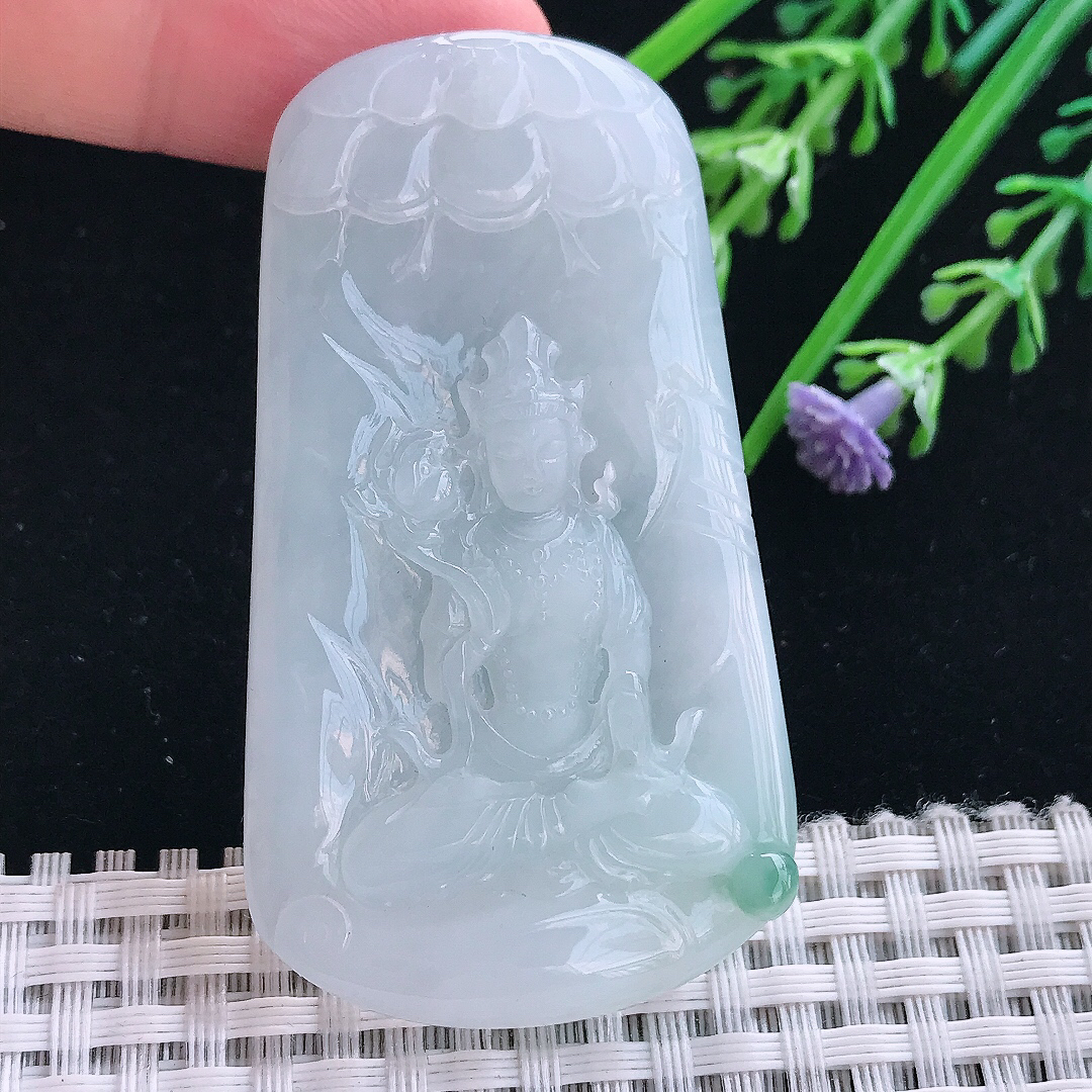 实拍A货翡翠61.2/34.8/5.8老坑冰润起胶月光白持莲观音吊坠翡翠赐福观音