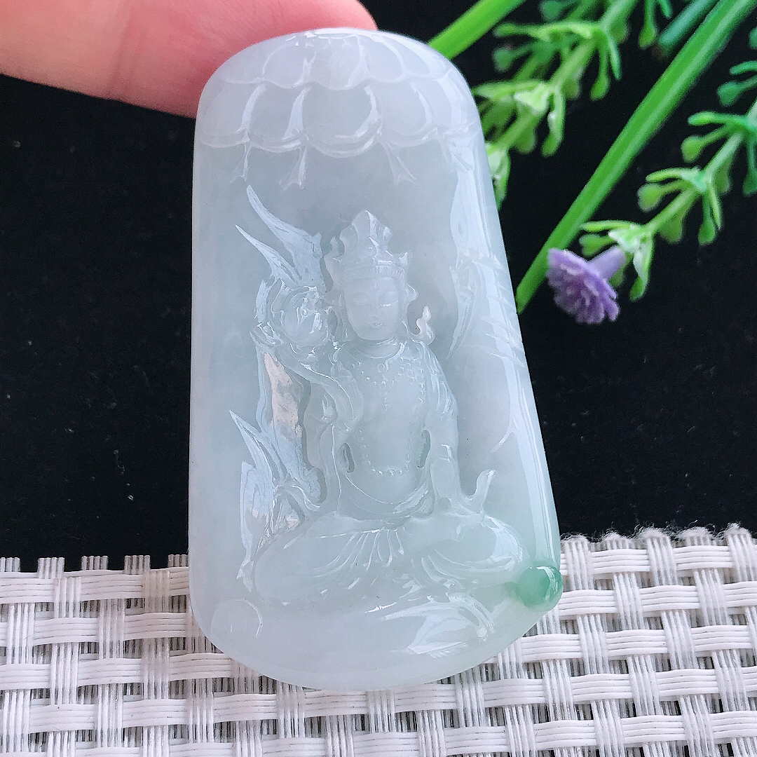 实拍A货翡翠61.2/34.8/5.8老坑冰润起胶月光白持莲观音吊坠翡翠赐福观音