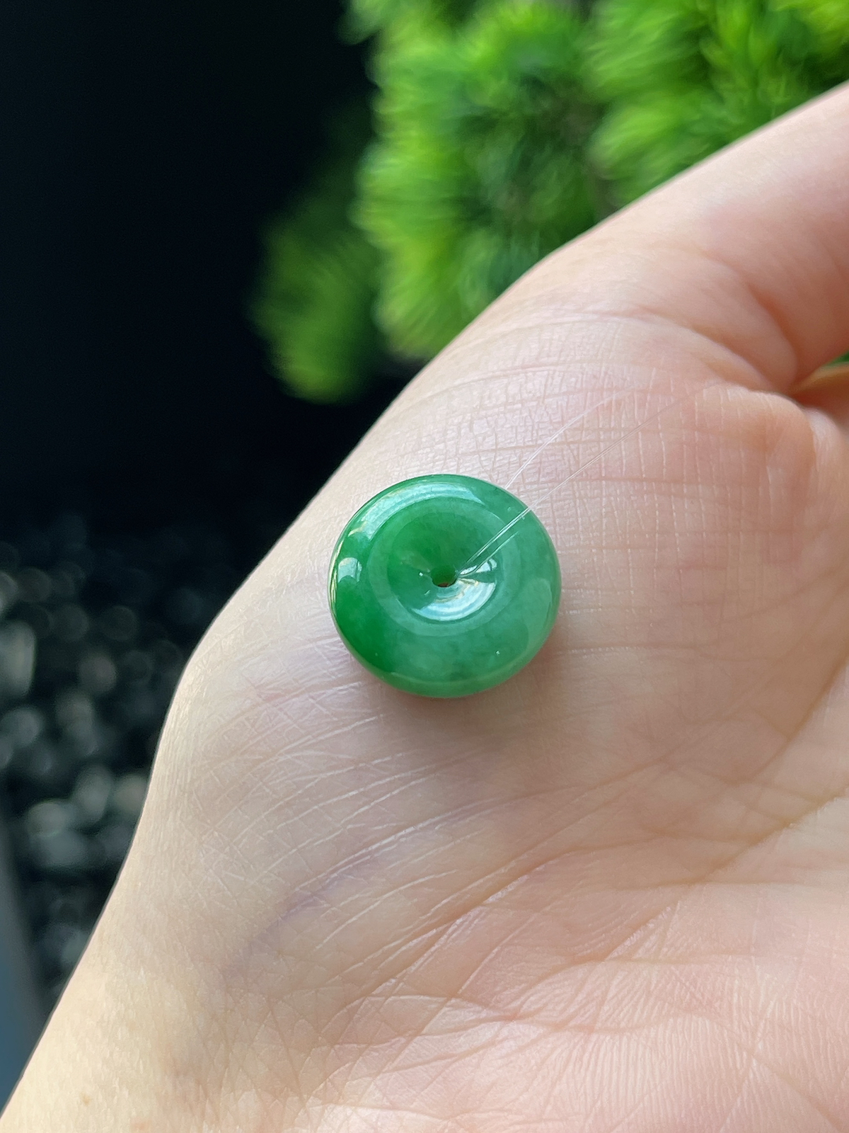 翡翠糯化种绿色平安扣