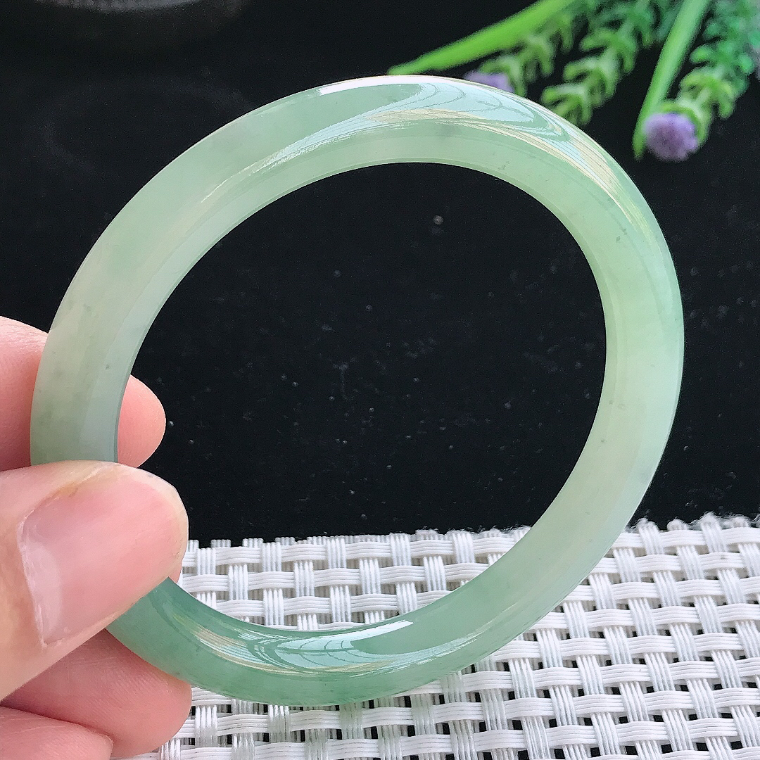 实拍天然翡翠56/8.5老坑冰胶水灵冰晴圆条手镯翡翠玉镯手环