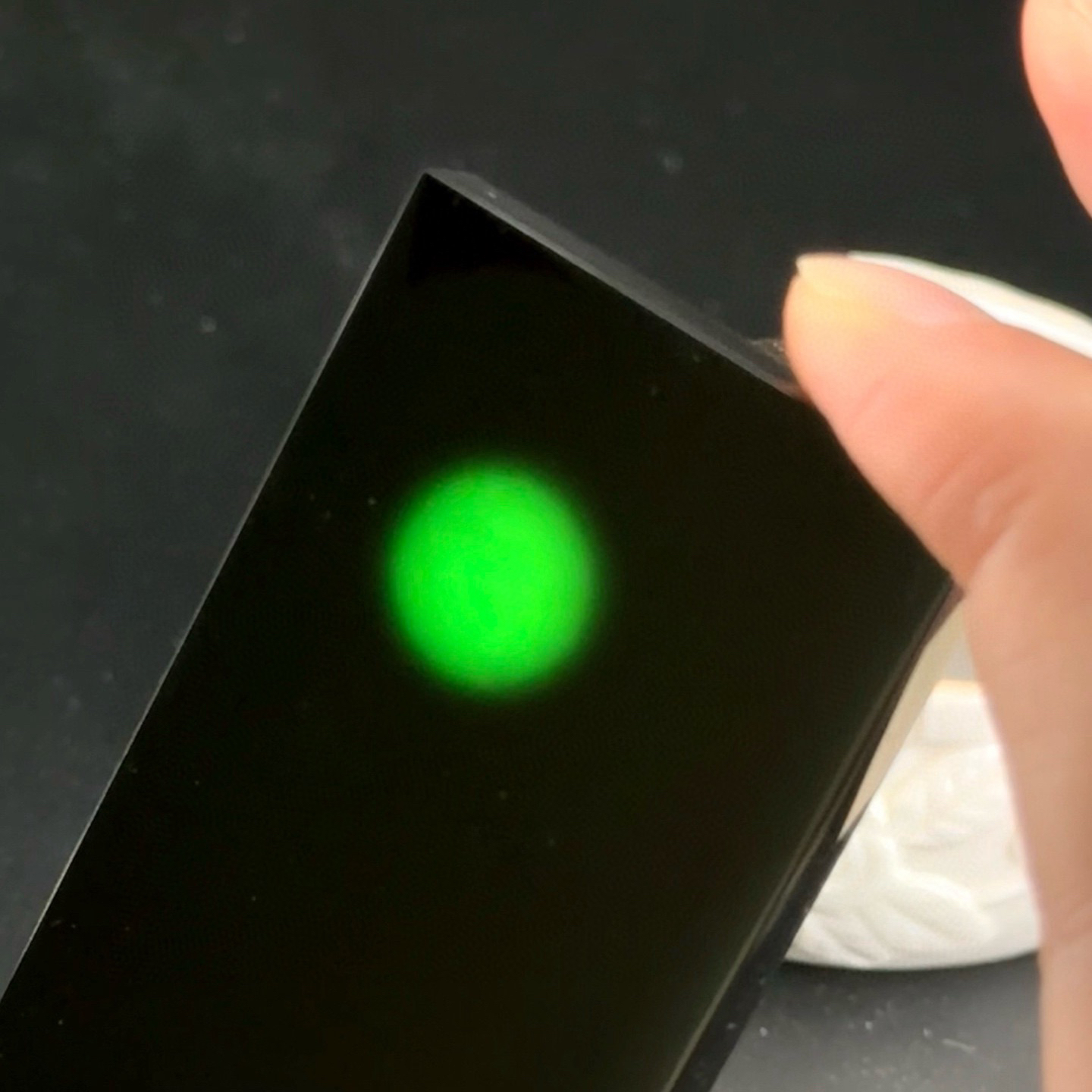 精品墨翠无事牌 种好色正 黑度极好 打灯通透 油性十足