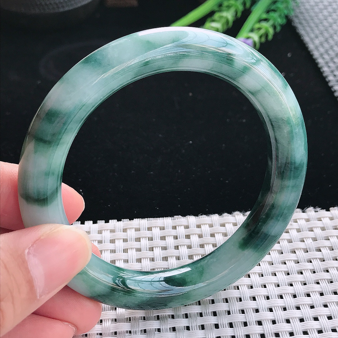 实拍天然翡翠59/11/10.8老坑精美温润飘花圆条手镯翡翠玉镯手环