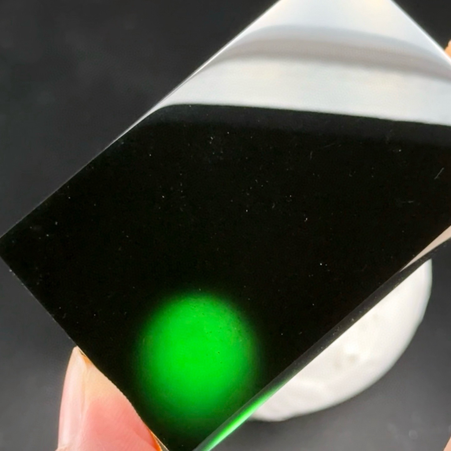 精品墨翠无事牌 种好色正 黑度极好 打灯通透 油性十足