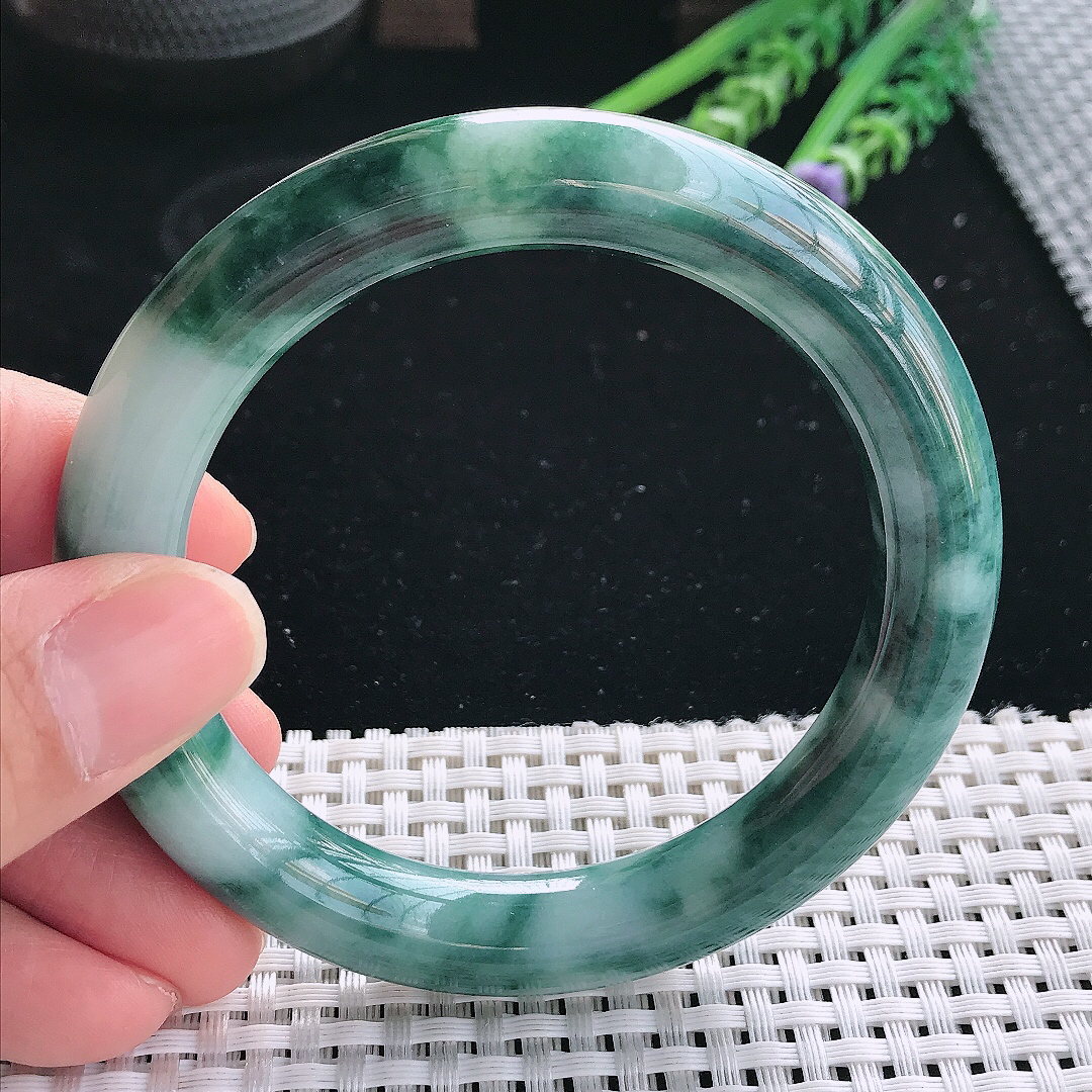 实拍天然翡翠59/11/10.8老坑精美温润飘花圆条手镯翡翠玉镯手环