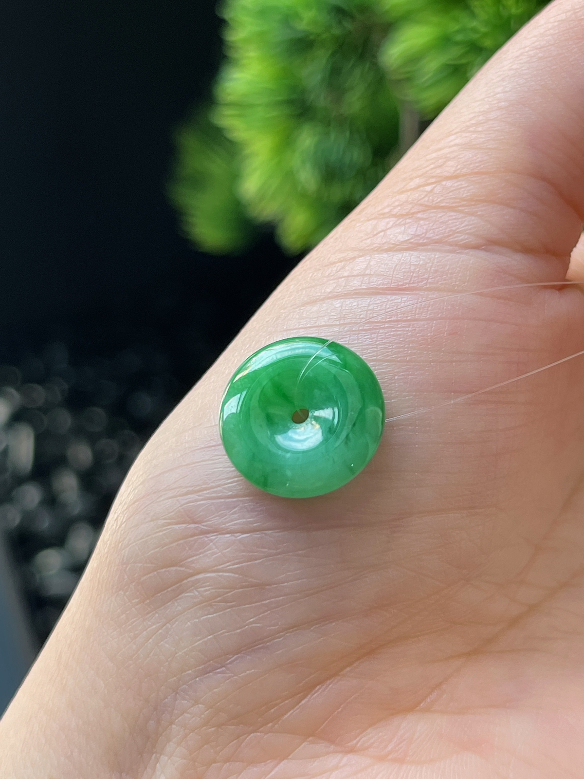 翡翠糯化种绿色平安扣