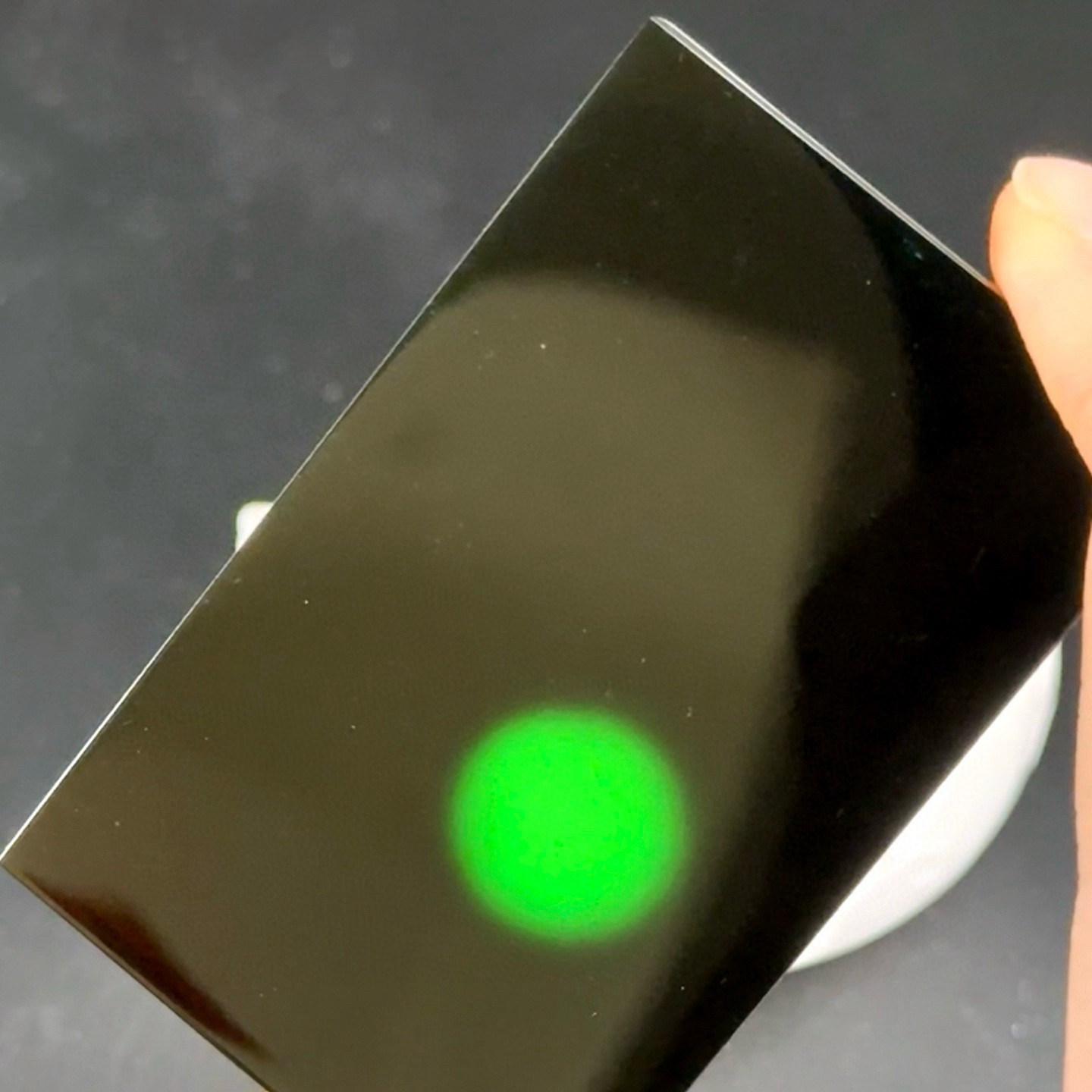 精品墨翠无事牌 种好色正 黑度极好 打灯通透 油性十足