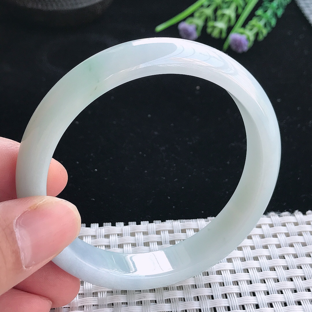 实拍天然翡翠58.5/12.3/7.5老坑精美温润飘花手镯翡翠玉镯手环