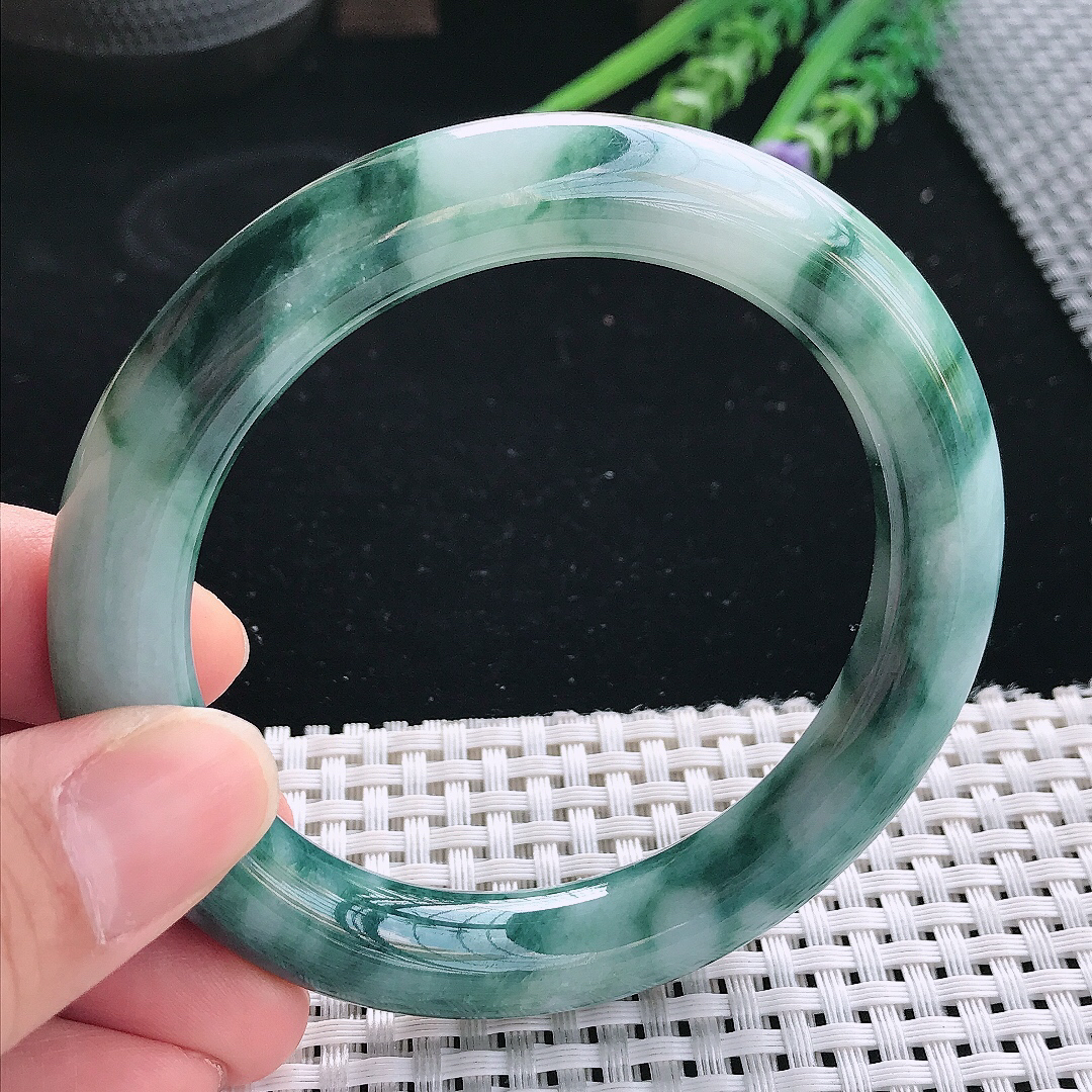 实拍天然翡翠59/11/10.8老坑精美温润飘花圆条手镯翡翠玉镯手环