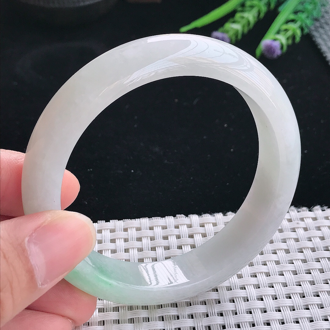 实拍天然翡翠58.5/14/8.5轮胎镯老坑冰润飘绿手镯翡翠玉镯手环