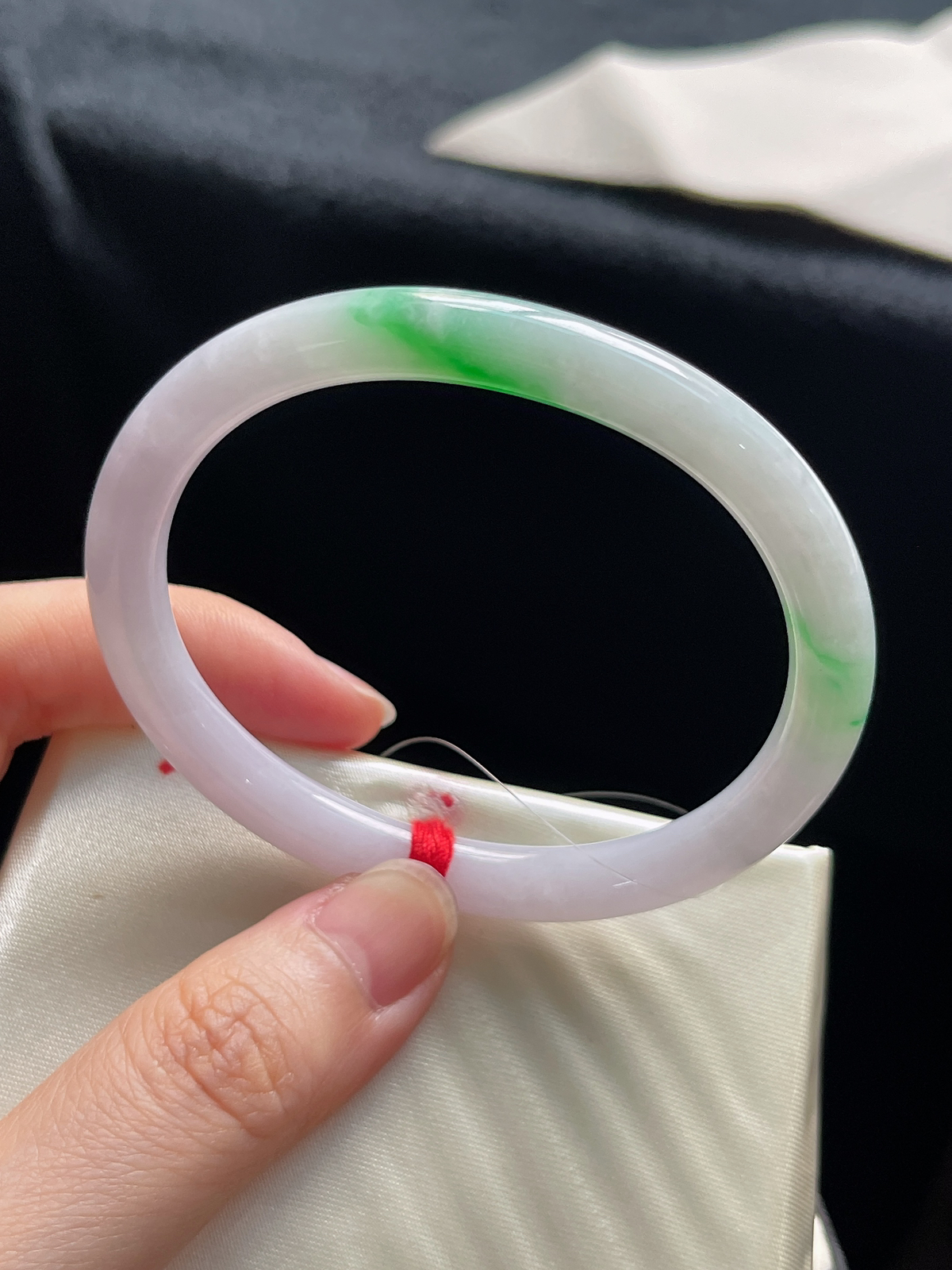 贵妃镯54.6圈口，翡翠糯化种飘花手镯