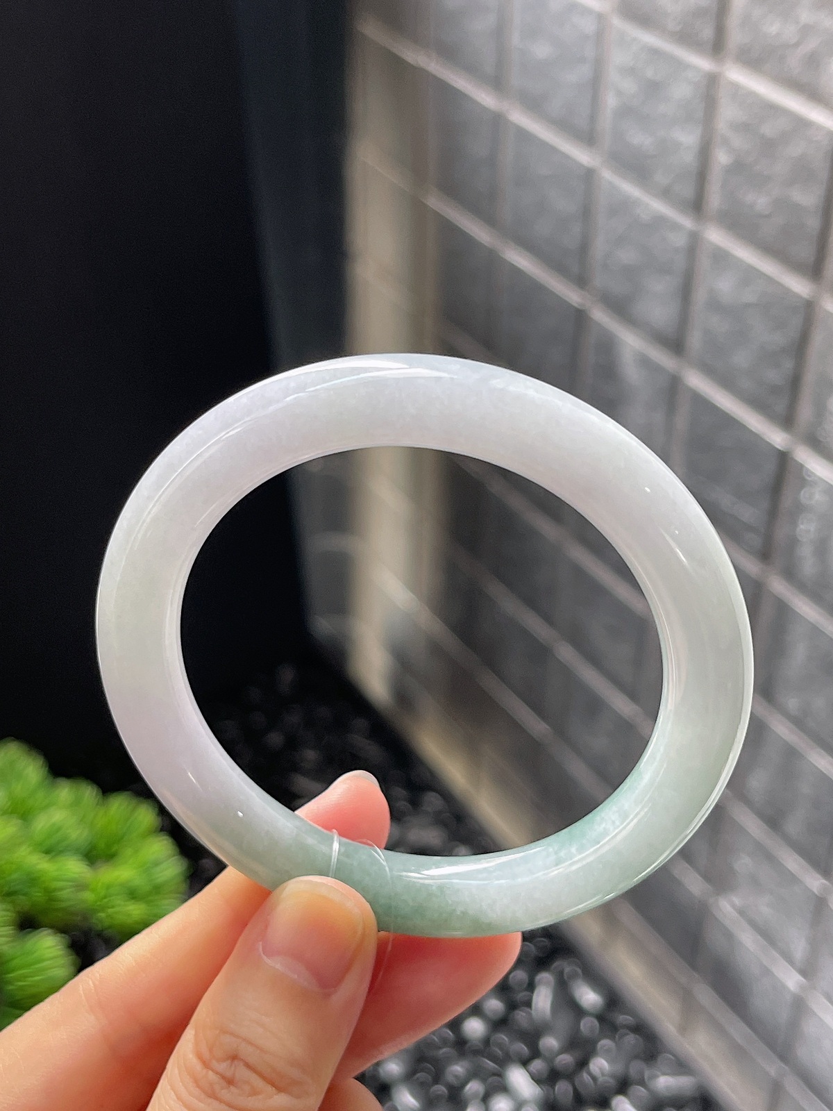 圆镯55.4圈口，翡翠糯化种半山水手镯