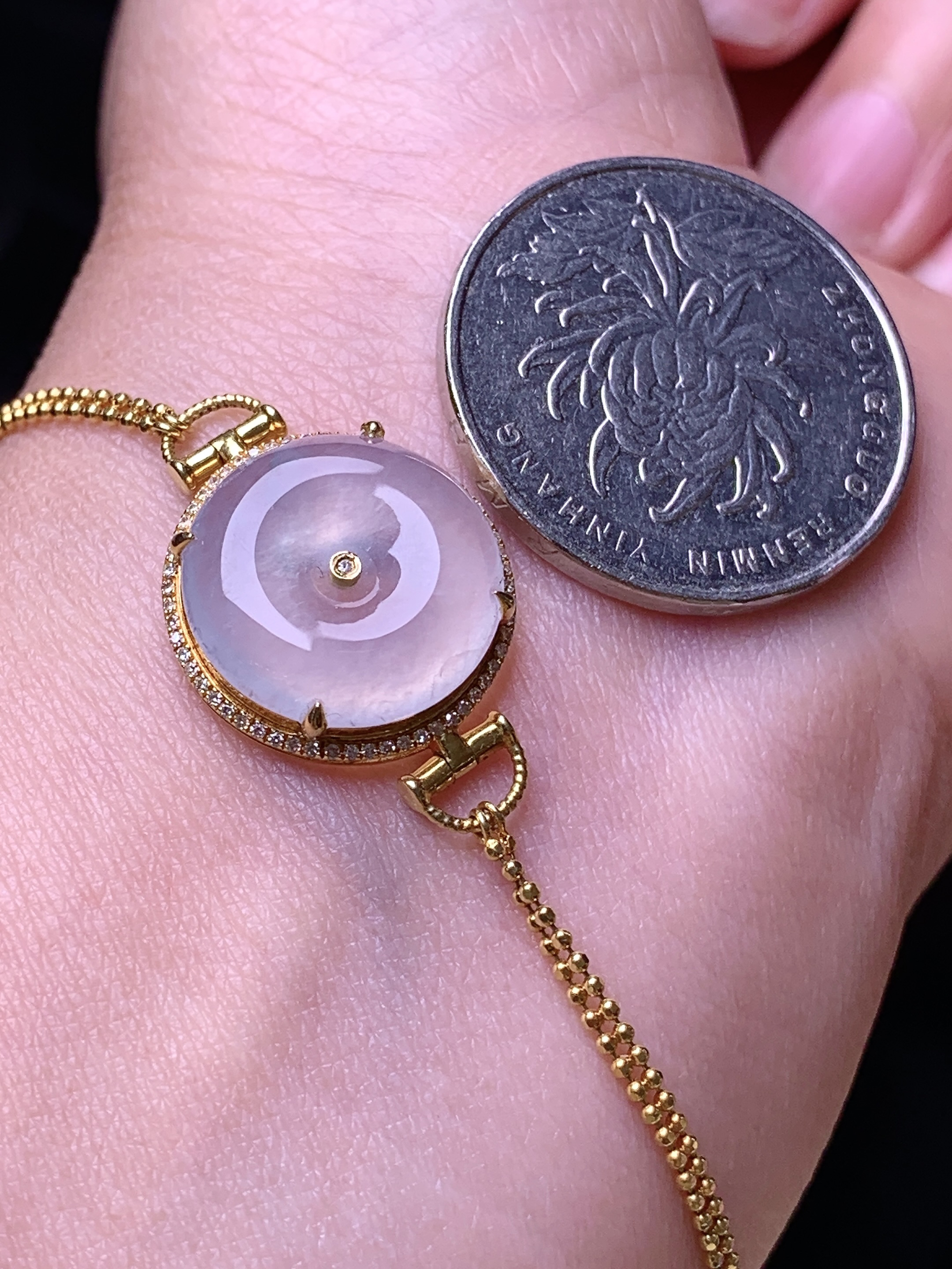 18k金钻镶嵌冰种平安扣手链 玉质细腻 色泽艳丽清新 水润亮眼 整体尺寸170*16.5*5y4