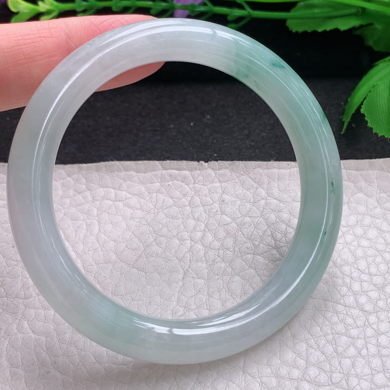 ee实拍53.8*9美人镯 缅甸翡翠A货玉手镯精美冰飘花圆条玉手镯