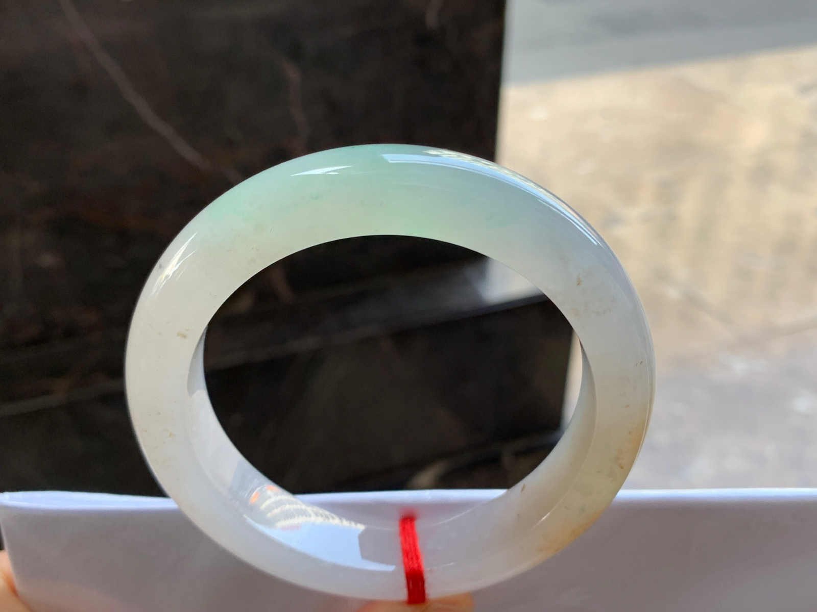 62.5-13.5-10

黄加绿大圈手镯^_^水润清新