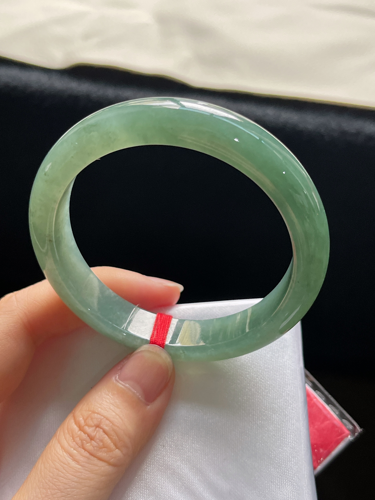 正圈52.1圈口，翡翠冰糯种绿色手镯