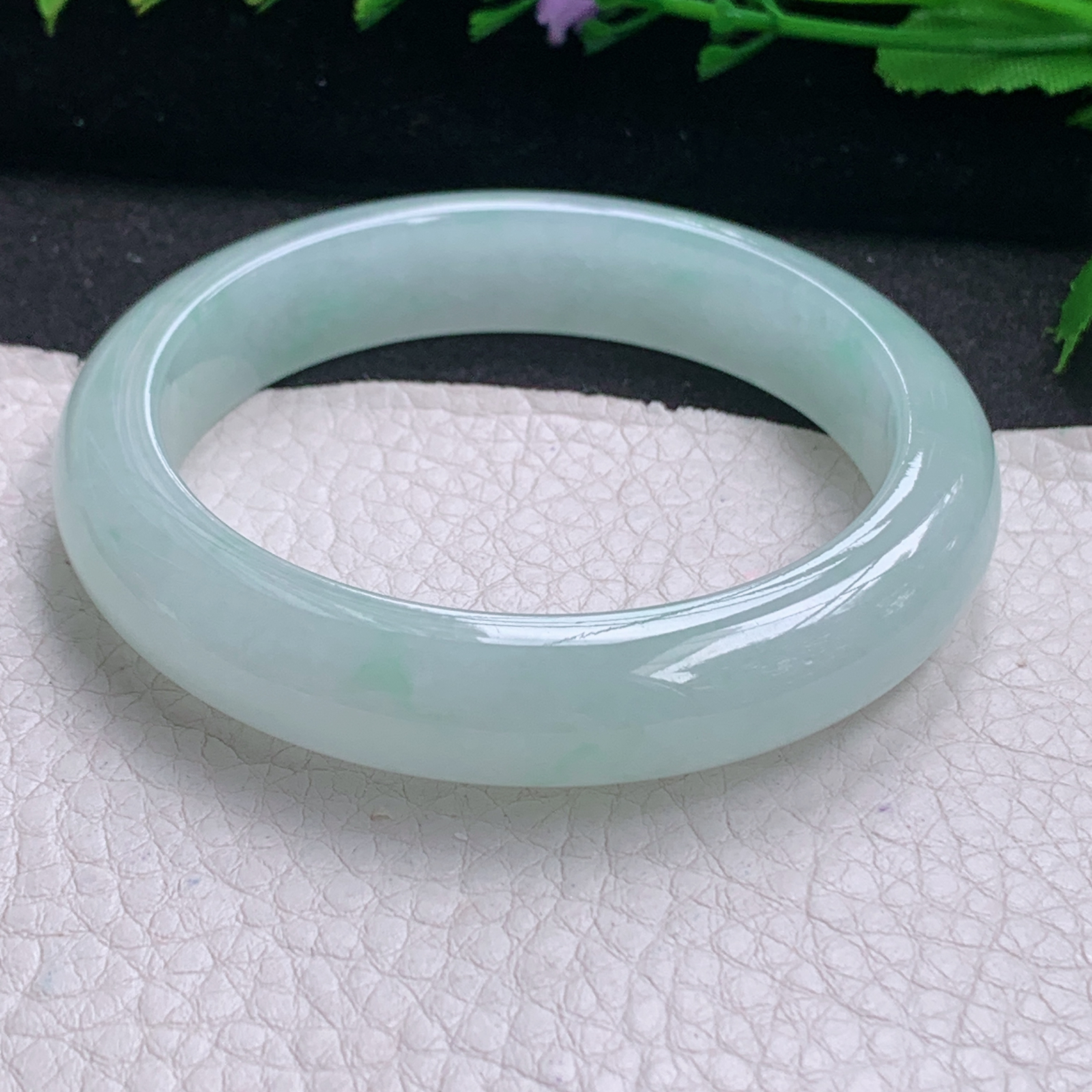 xo清爽款55.8*12.2*8.5平安镯 缅甸翡翠A货玉手镯精美冰爽浅绿宽边玉手镯