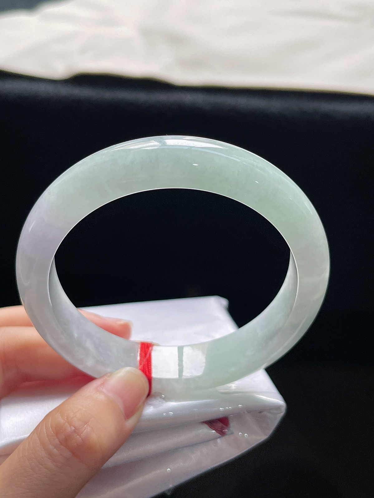 正圈58.4圈口，翡翠糯化种春带彩手镯