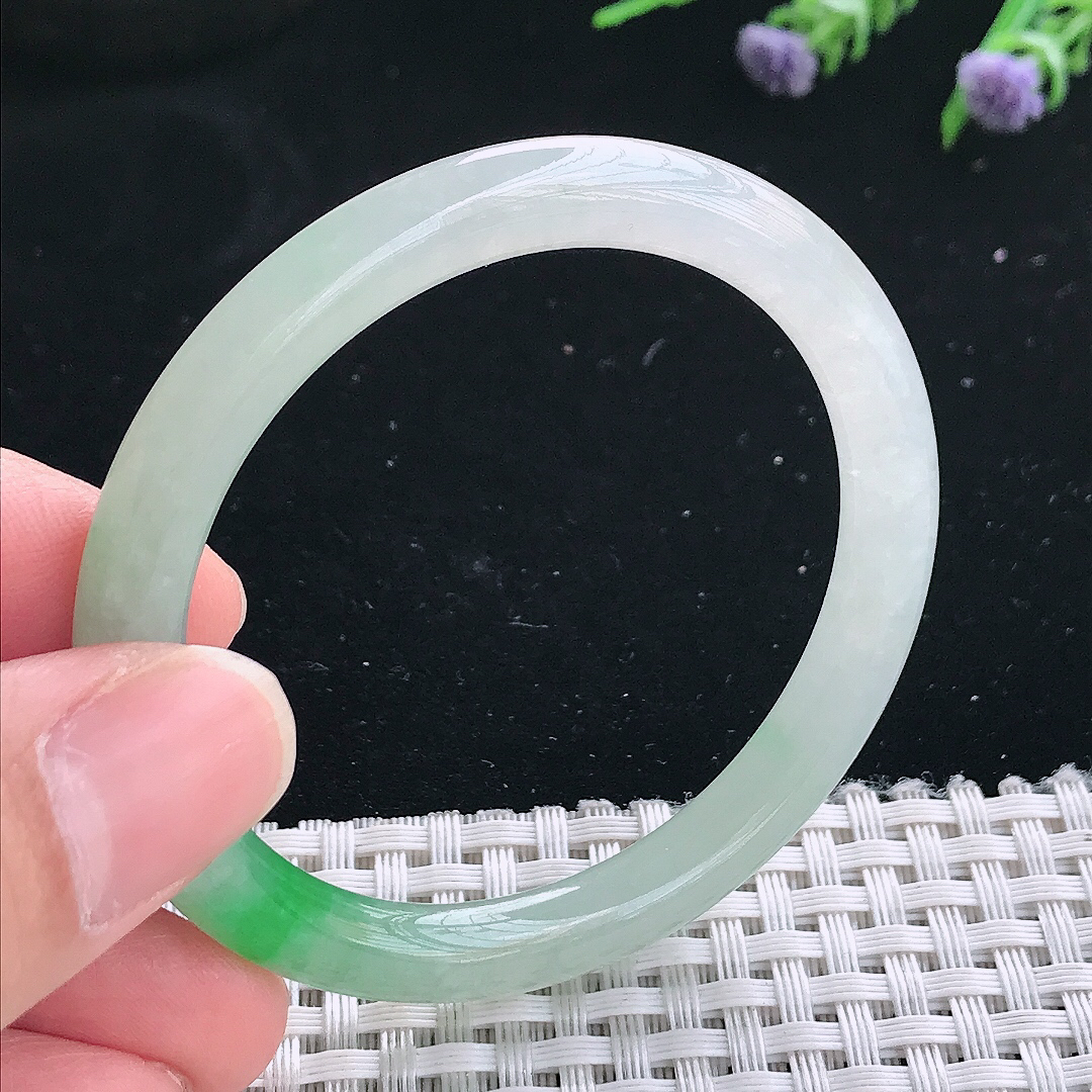 实拍天然翡翠49.5/6.7/7.2小圈口老坑冰胶水灵飘阳绿圆条手镯翡翠叮当镯
