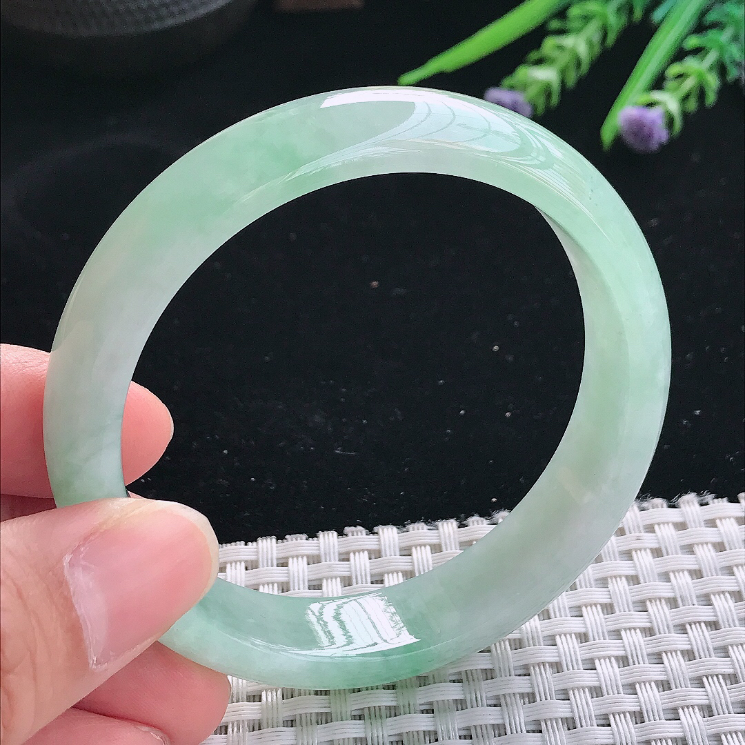 实拍天然翡翠58.5/14.1/7.6老坑冰胶水灵冰晴绿手镯翡翠玉镯手环