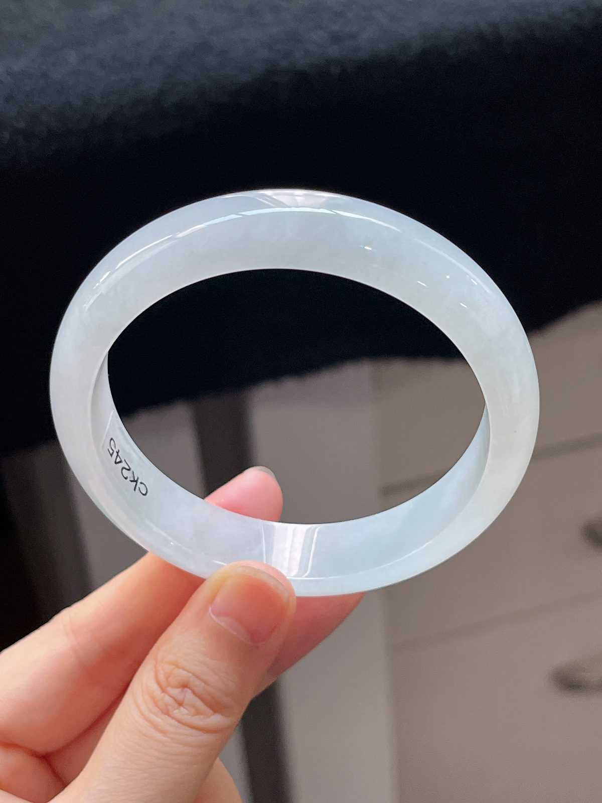 正圈58.6圈口，翡翠冰糯白色手镯