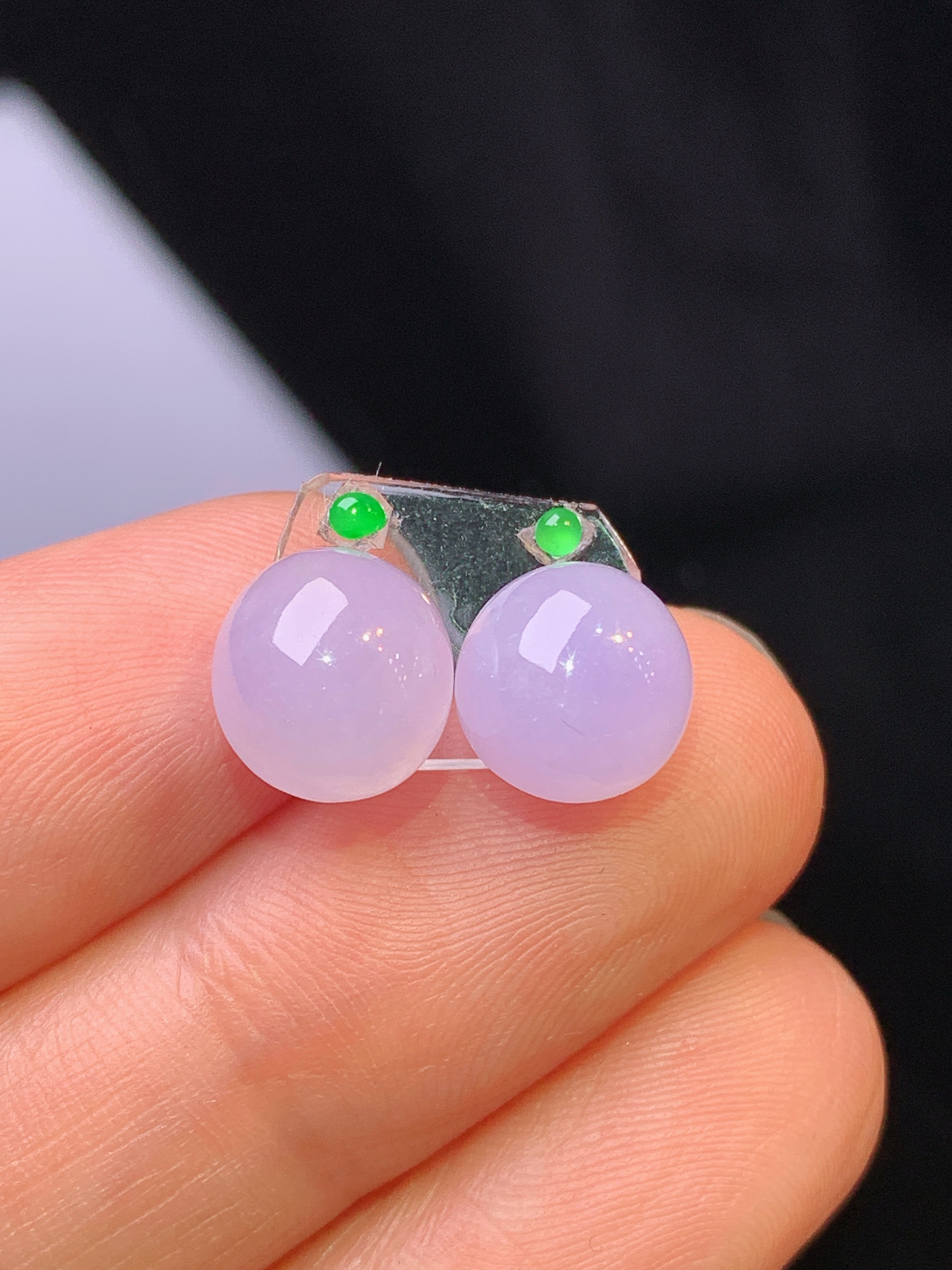 镶嵌款 紫罗兰蛋面一对 玉质细腻 色泽艳丽清新 水润亮眼 整体尺寸8.3*5*2x