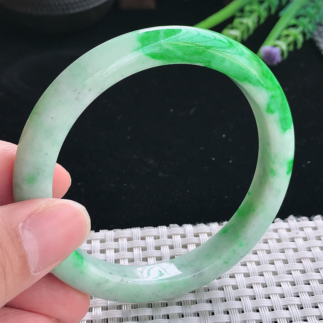 实拍天然翡翠59/9.8/8.8老坑精美辣阳绿手镯翡翠玉镯手环