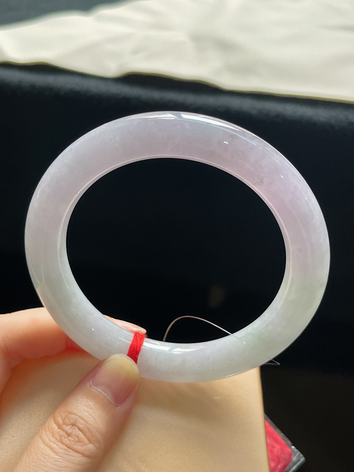 圆镯58.3圈口，翡翠糯化种春带彩手镯