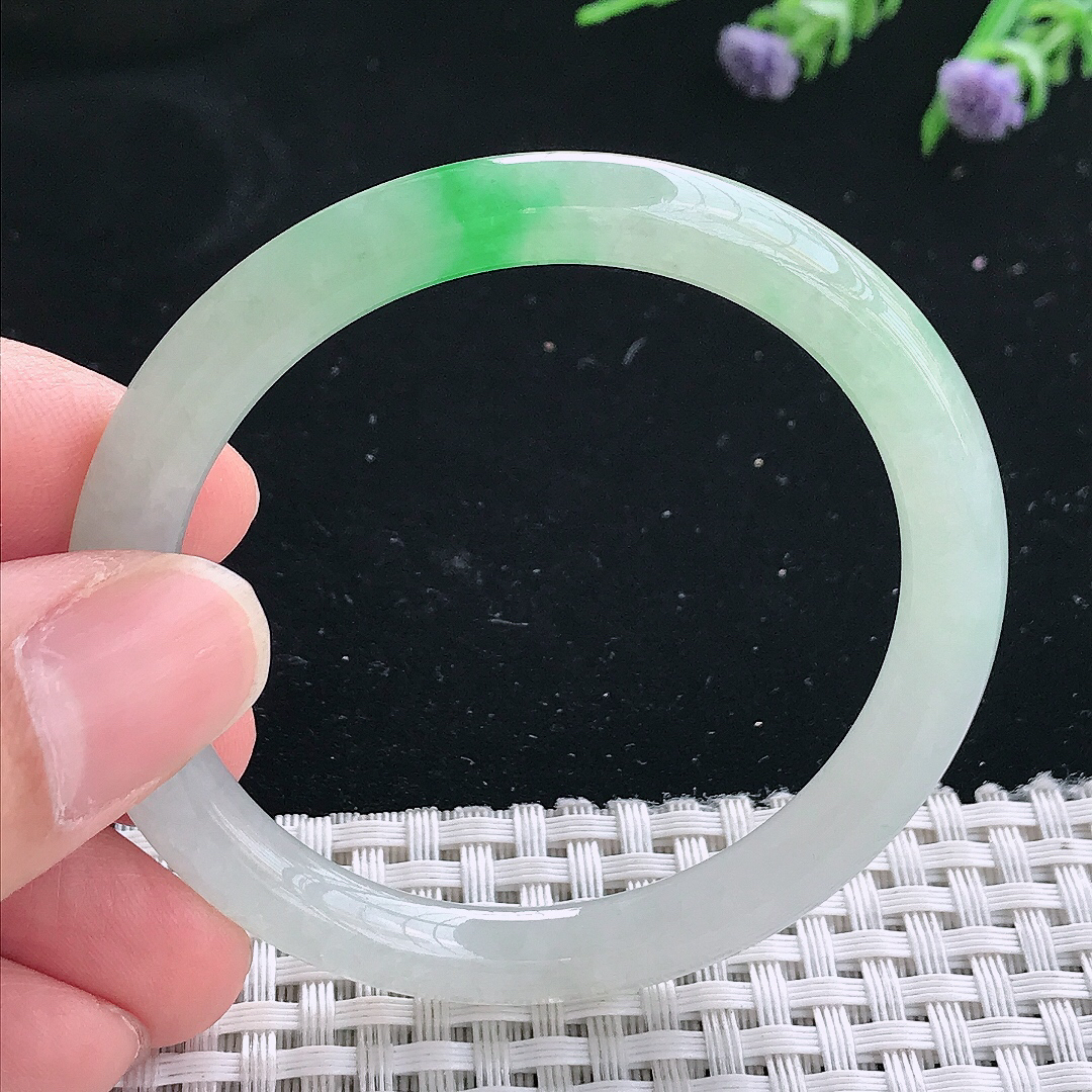 实拍天然翡翠49.5/6.7/7.2小圈口老坑冰胶水灵飘阳绿圆条手镯翡翠叮当镯