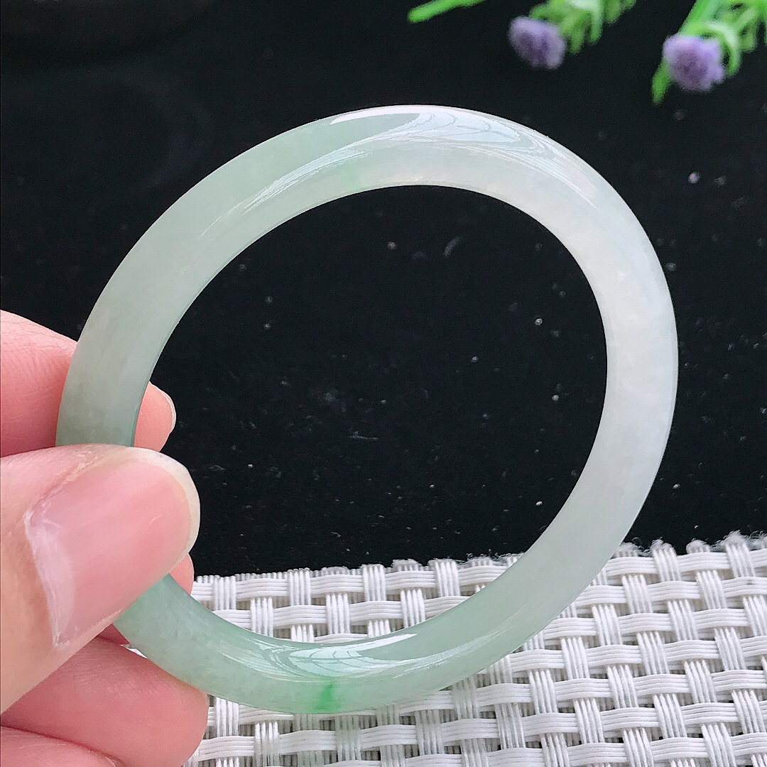 实拍天然翡翠49.5/6.7/7.2小圈口老坑冰胶水灵飘阳绿圆条手镯翡翠叮当镯