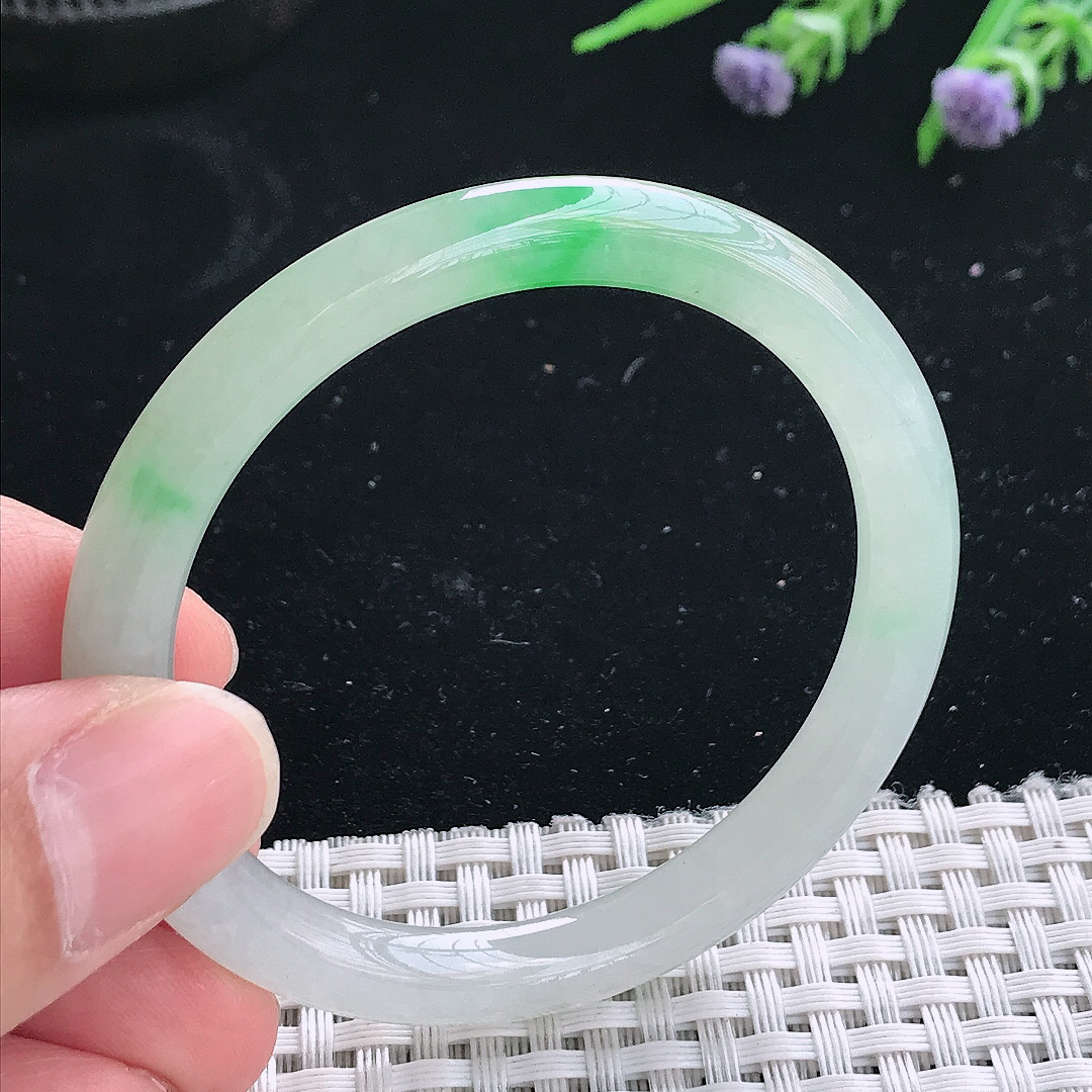 实拍天然翡翠49.5/6.7/7.2小圈口老坑冰胶水灵飘阳绿圆条手镯翡翠叮当镯