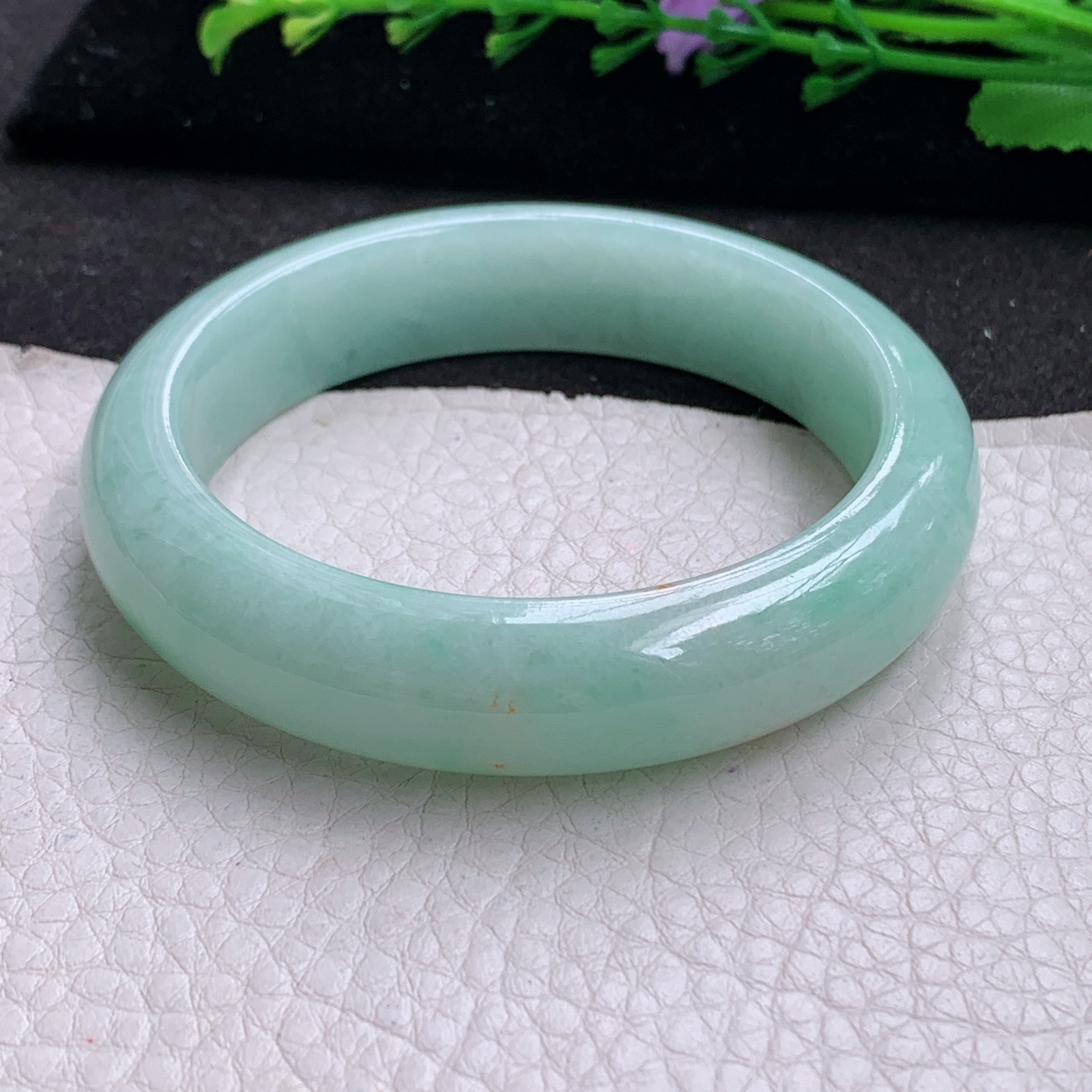 nc清新款55*13.7*8.5平安镯 缅甸翡翠A货玉手镯精美浅绿绿正圈玉手镯