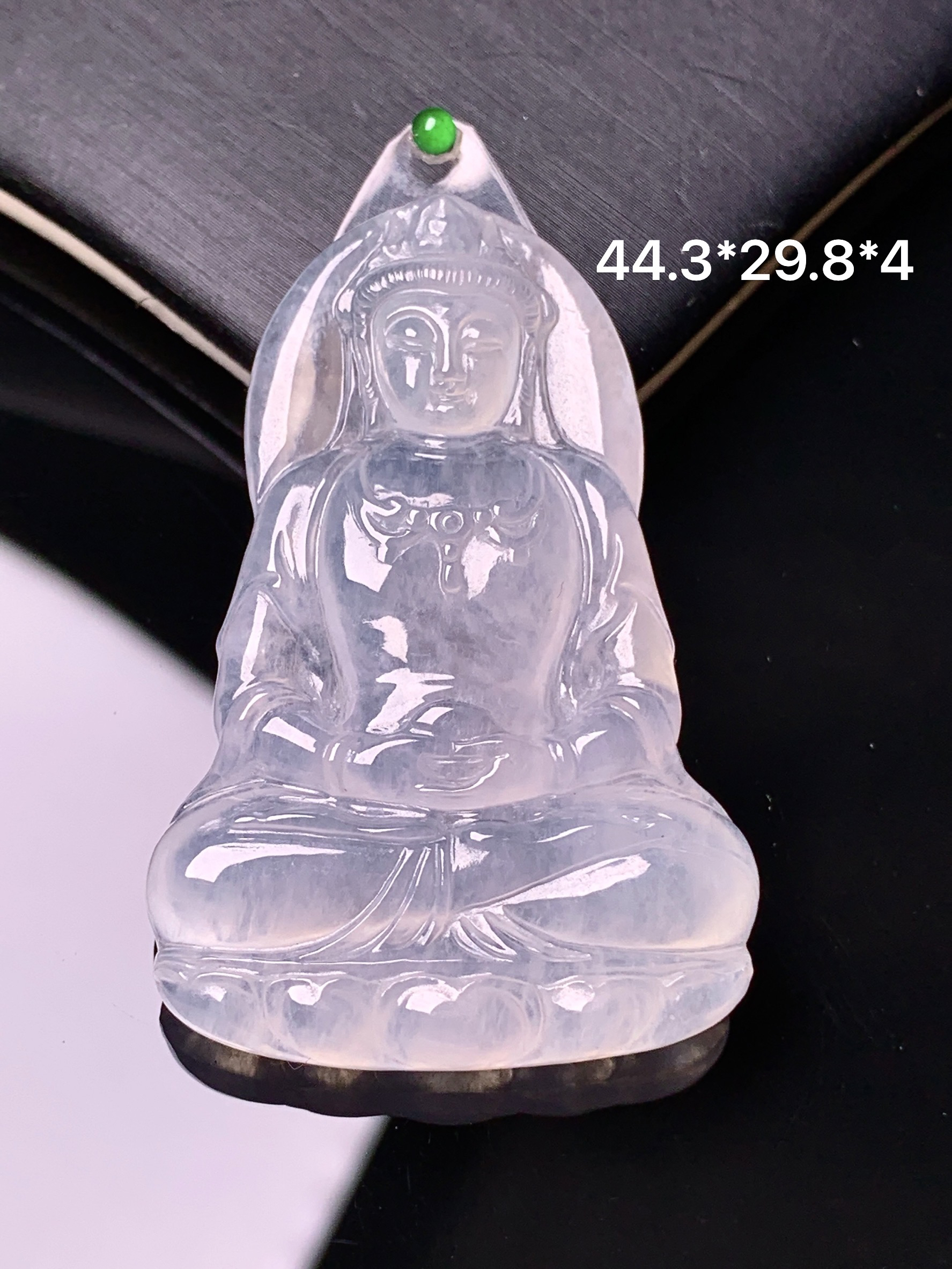 镶嵌款 冰种观音吊坠 玉质细腻 色泽艳丽清新 水润亮眼 整体尺寸44.3*29.8*4*2x