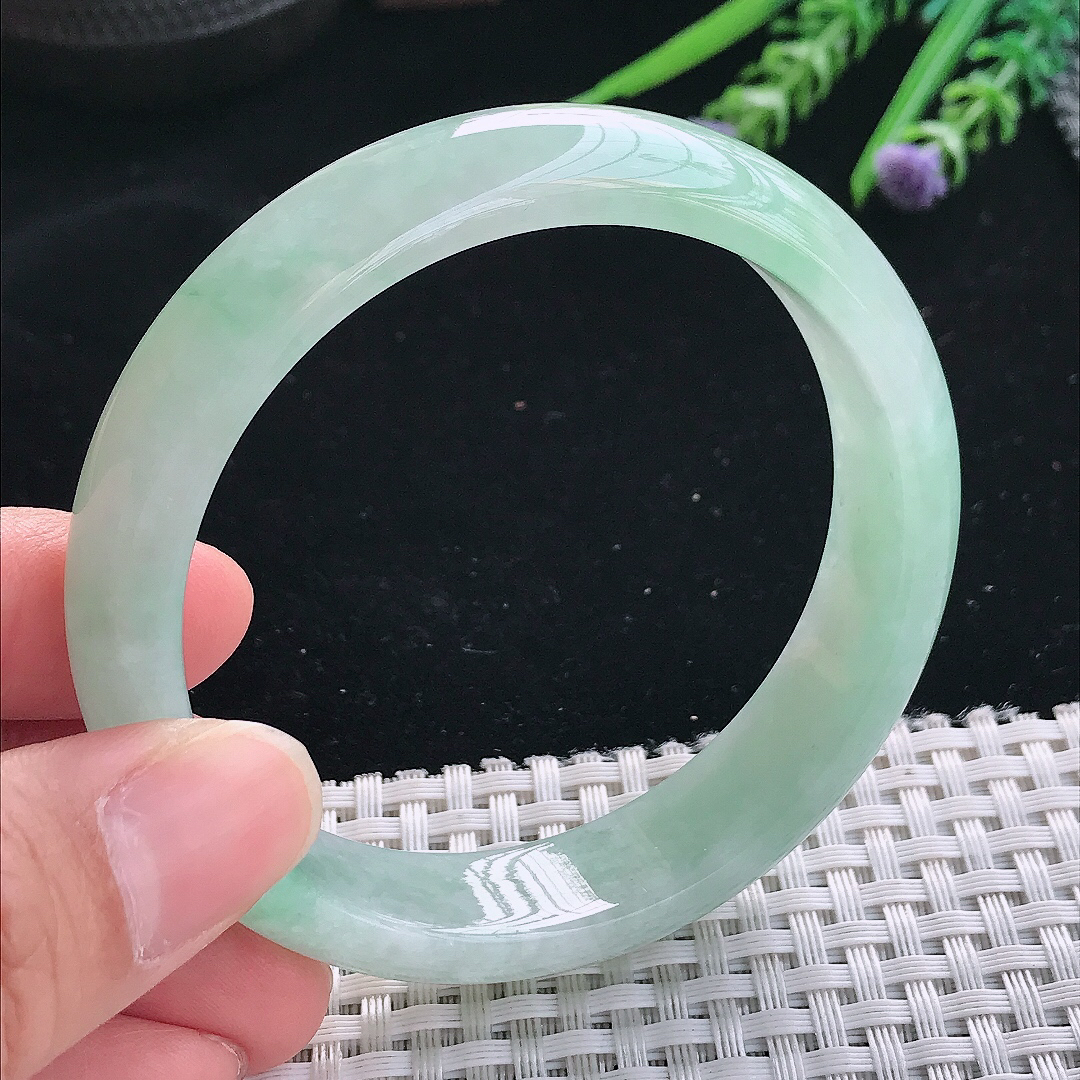 实拍天然翡翠58.5/14.1/7.6老坑冰胶水灵冰晴绿手镯翡翠玉镯手环