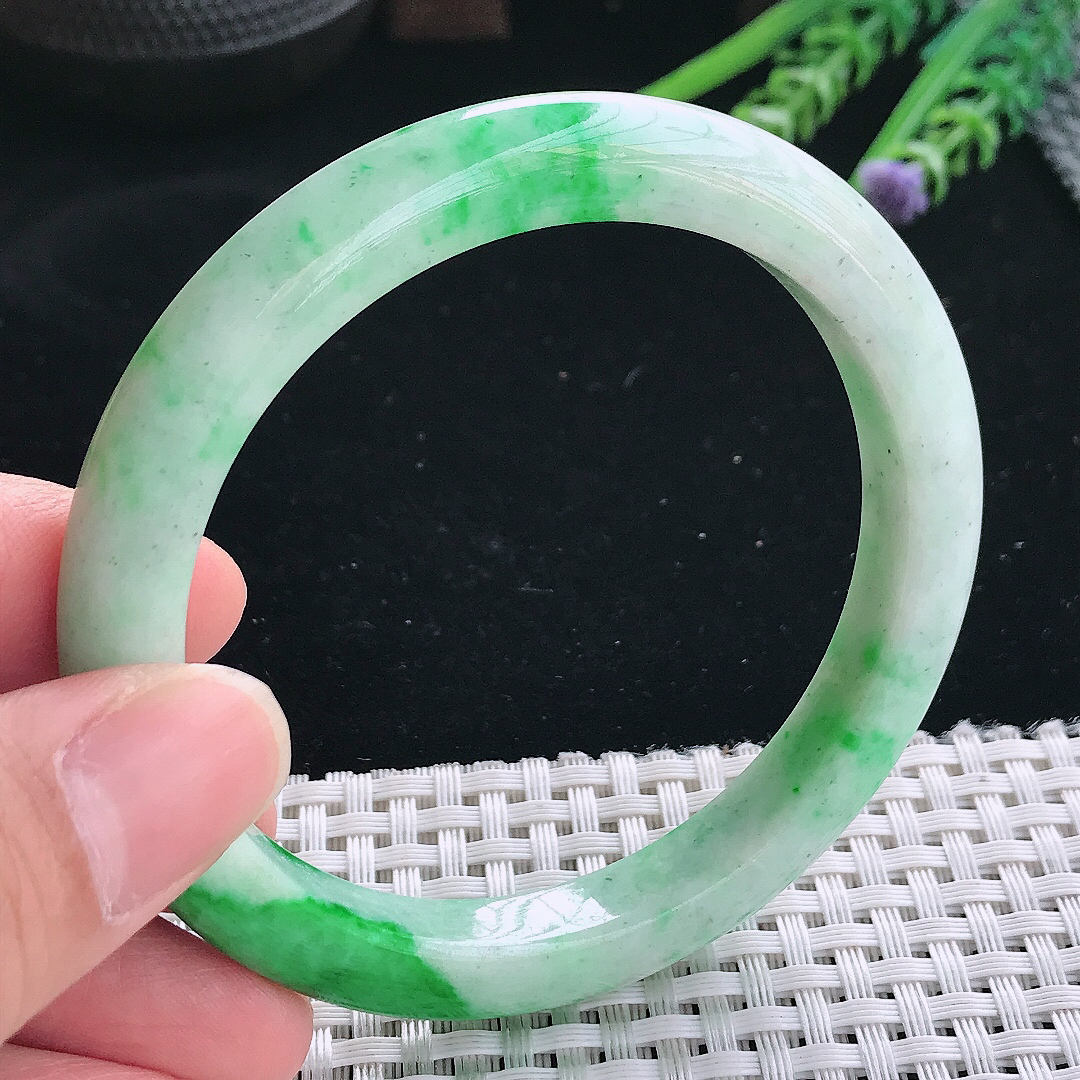 实拍天然翡翠59/9.8/8.8老坑精美辣阳绿手镯翡翠玉镯手环