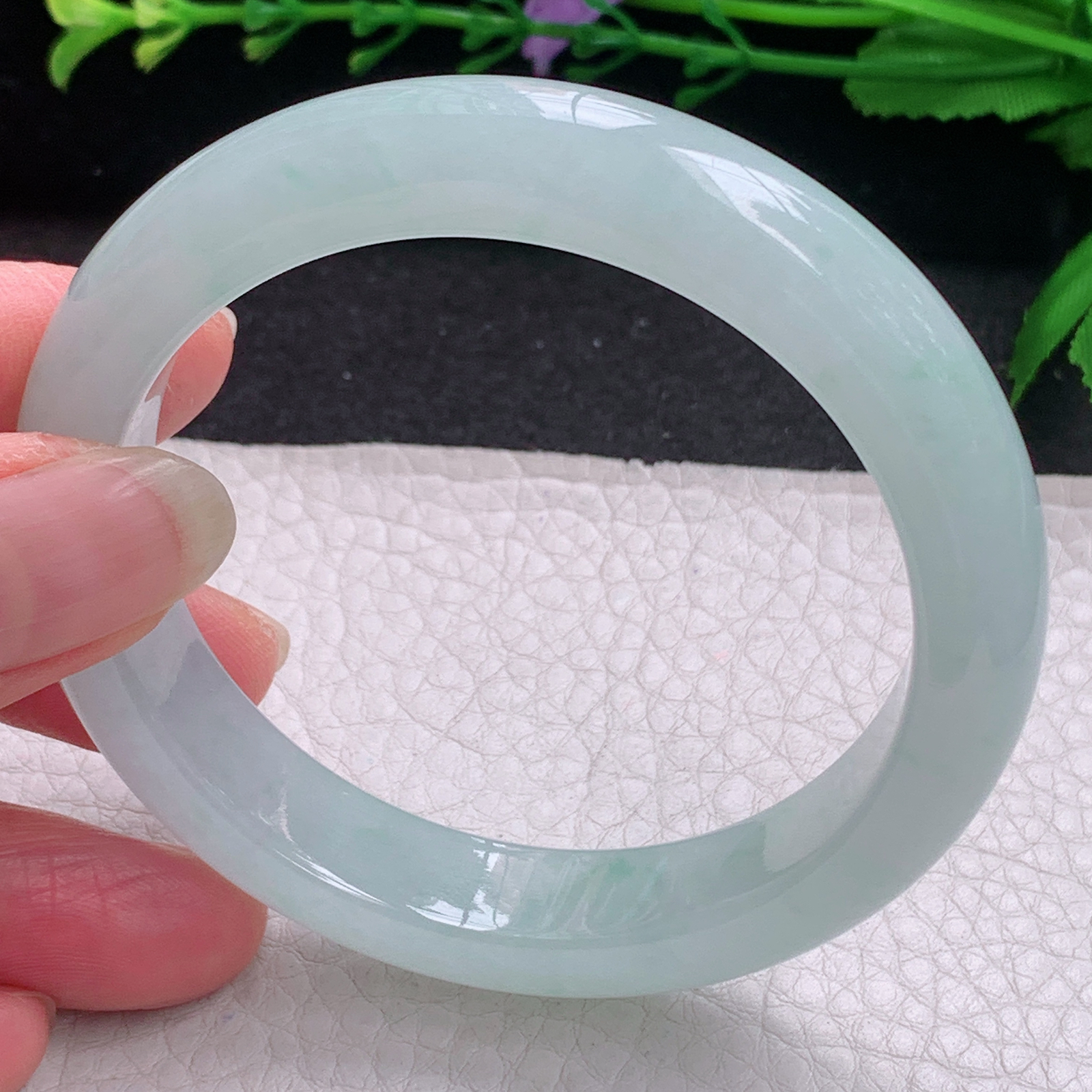 xo清爽款55.8*12.2*8.5平安镯 缅甸翡翠A货玉手镯精美冰爽浅绿宽边玉手镯