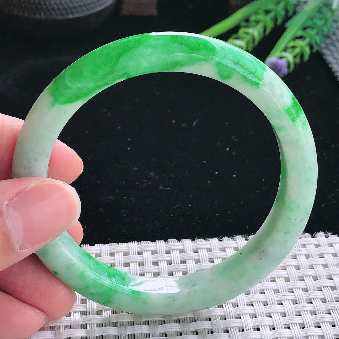 实拍天然翡翠59/9.8/8.8老坑精美辣阳绿手镯翡翠玉镯手环