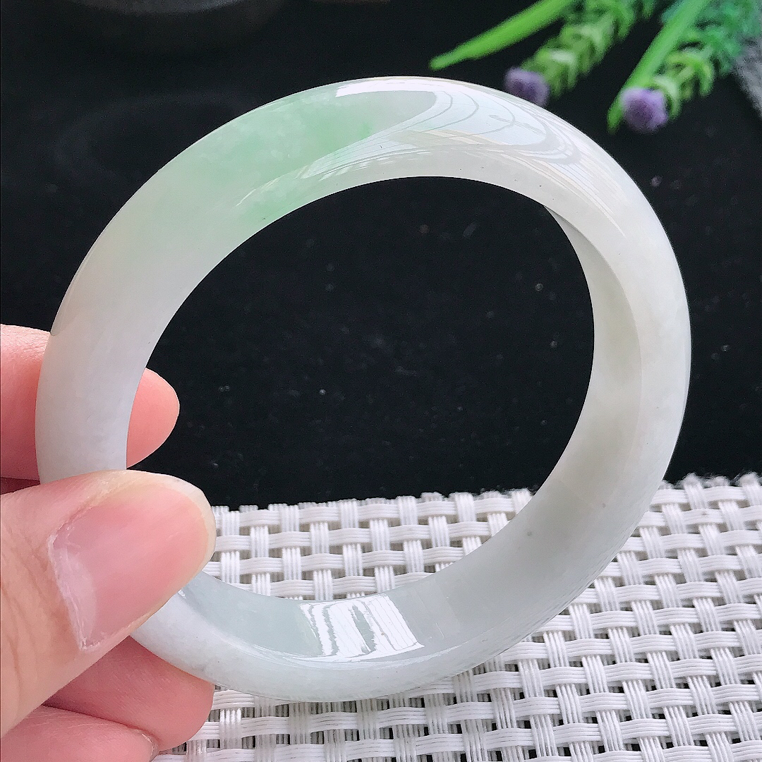 实拍天然翡翠58.5/14/8.5轮胎镯老坑冰润飘绿手镯翡翠玉镯手环