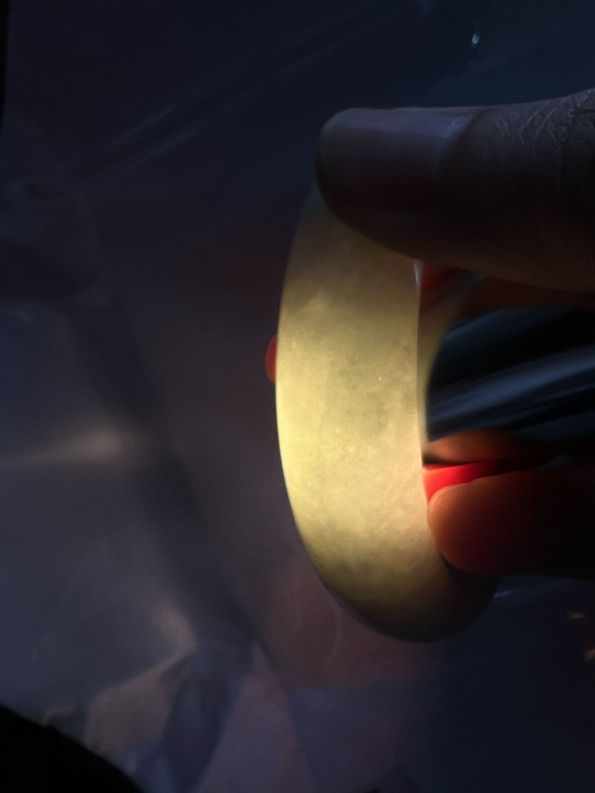 正圈52圈口，翡翠糯化种淡绿色手镯