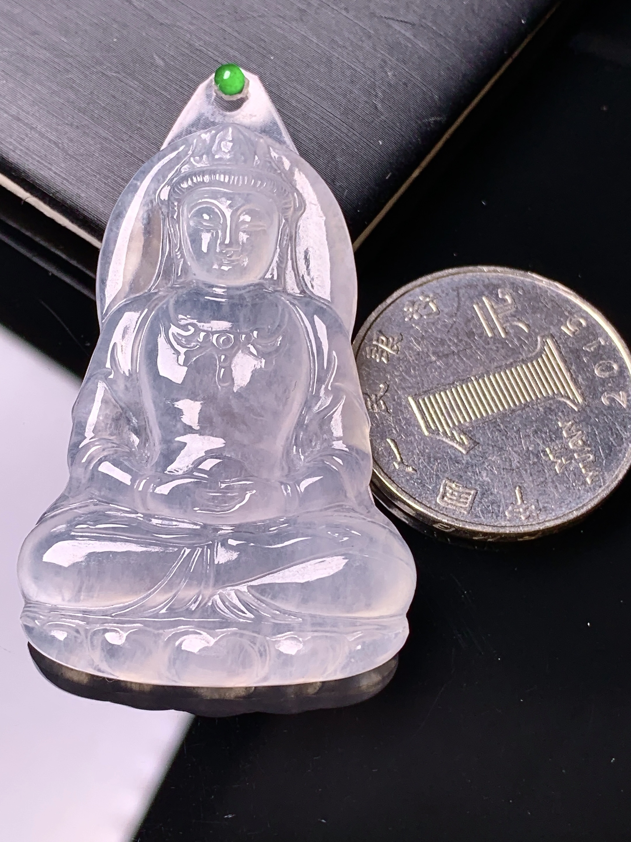 镶嵌款 冰种观音吊坠 玉质细腻 色泽艳丽清新 水润亮眼 整体尺寸44.3*29.8*4*2x