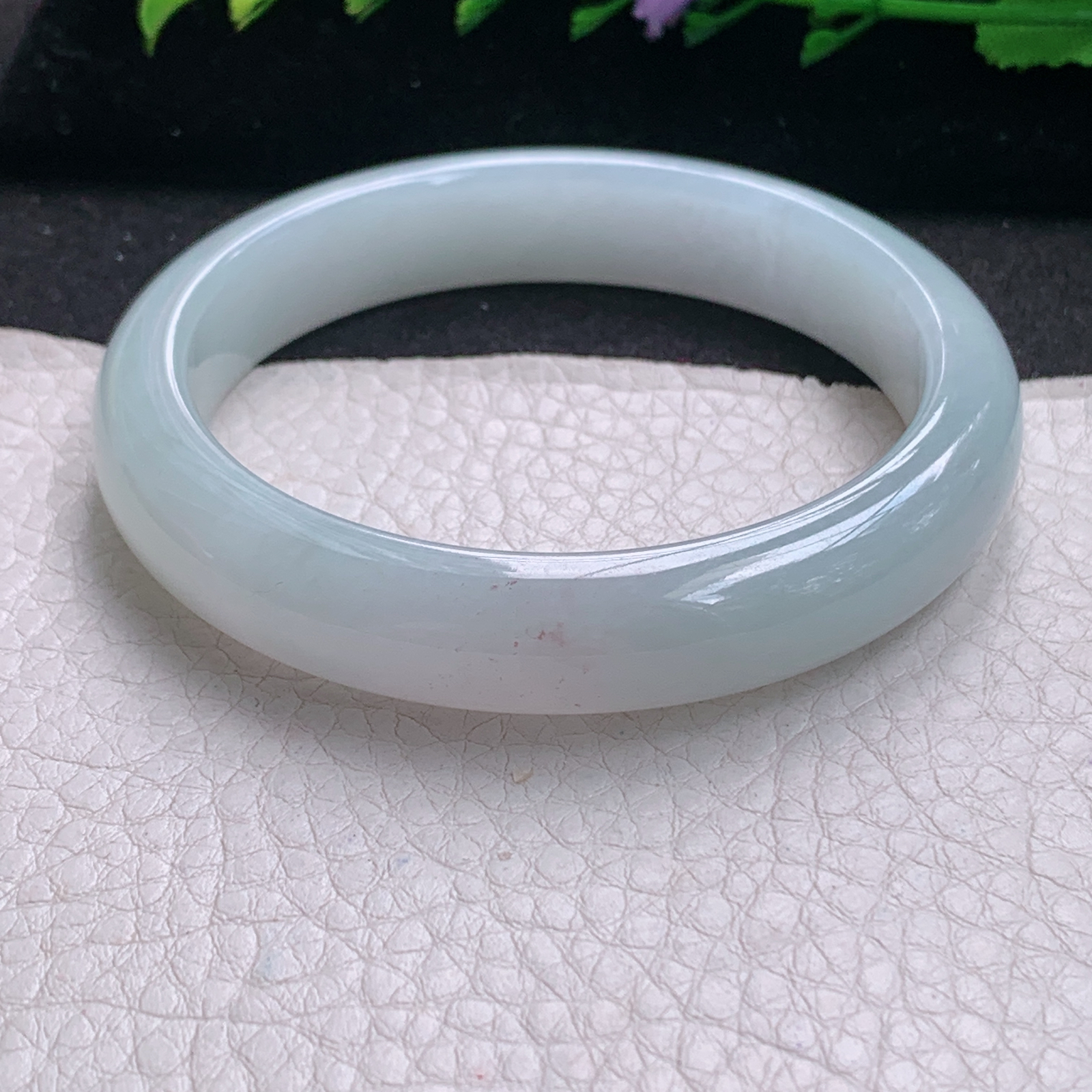 n冰爽款56*11.8*8平安镯 缅甸翡翠A货玉手镯精美冰纯白月光宽边玉手镯